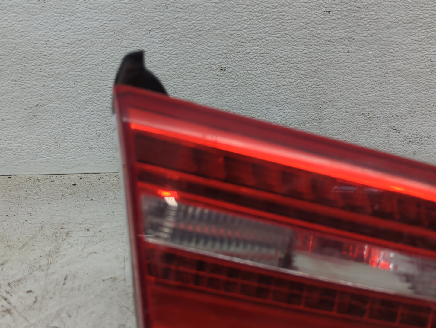 2012-2015 Audi A6 Tail Light Assembly Driver Left OEM P/N:4G5 945 093 B Fits Fits 2012 2013 2014 2015 OEM Used Auto Parts - 