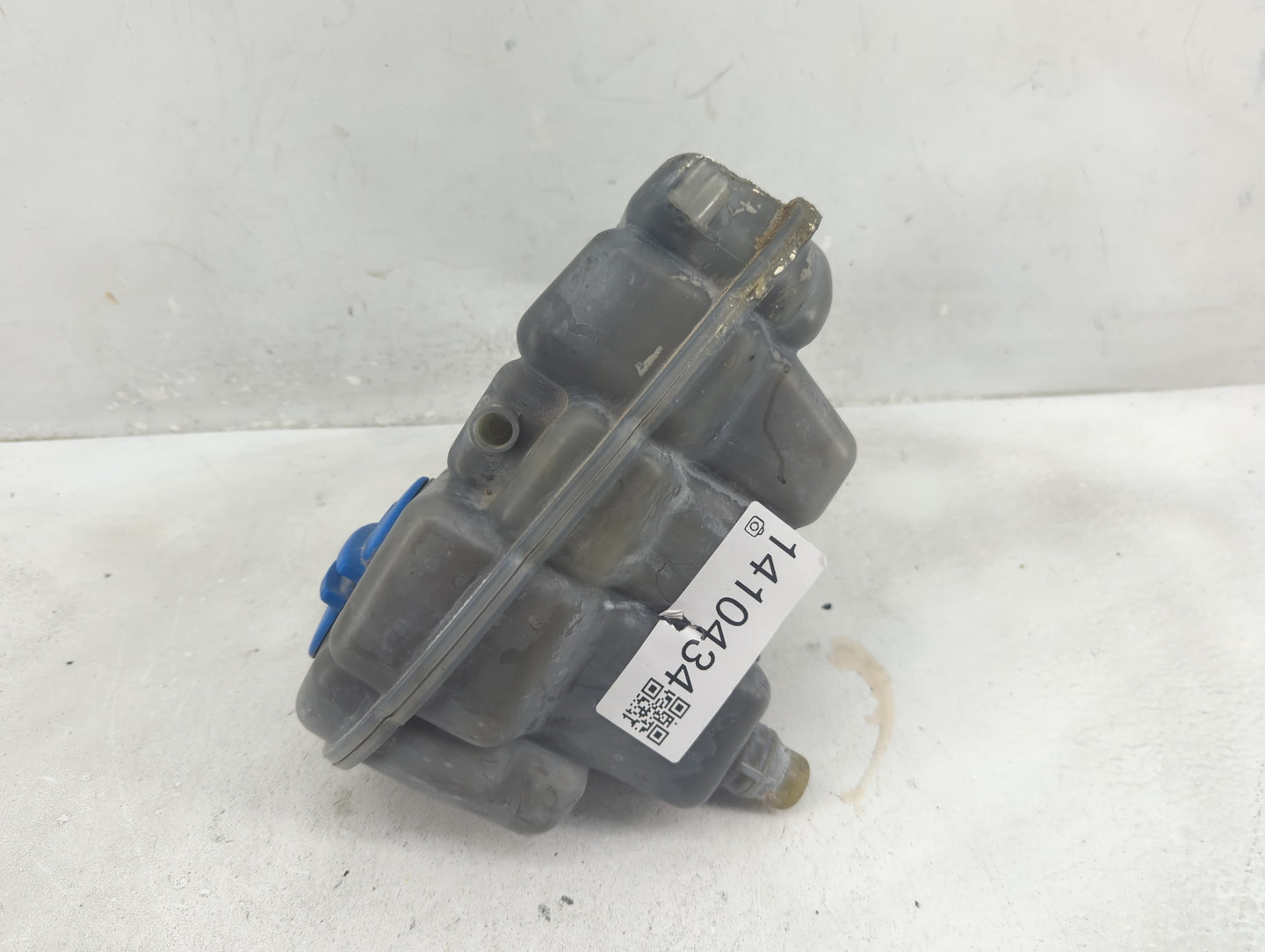 2012-2015 Audi A6 Radiator Coolant Overflow Expansion Tank Bottle - Oemusedautoparts1.com
