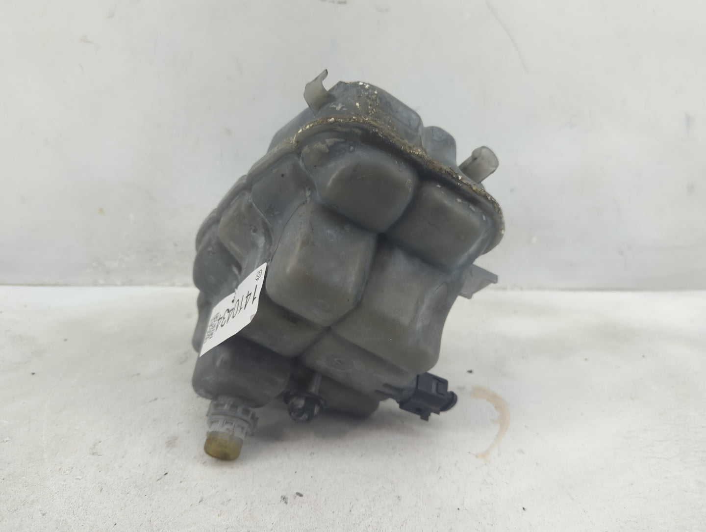 2012-2015 Audi A6 Radiator Coolant Overflow Expansion Tank Bottle - Oemusedautoparts1.com