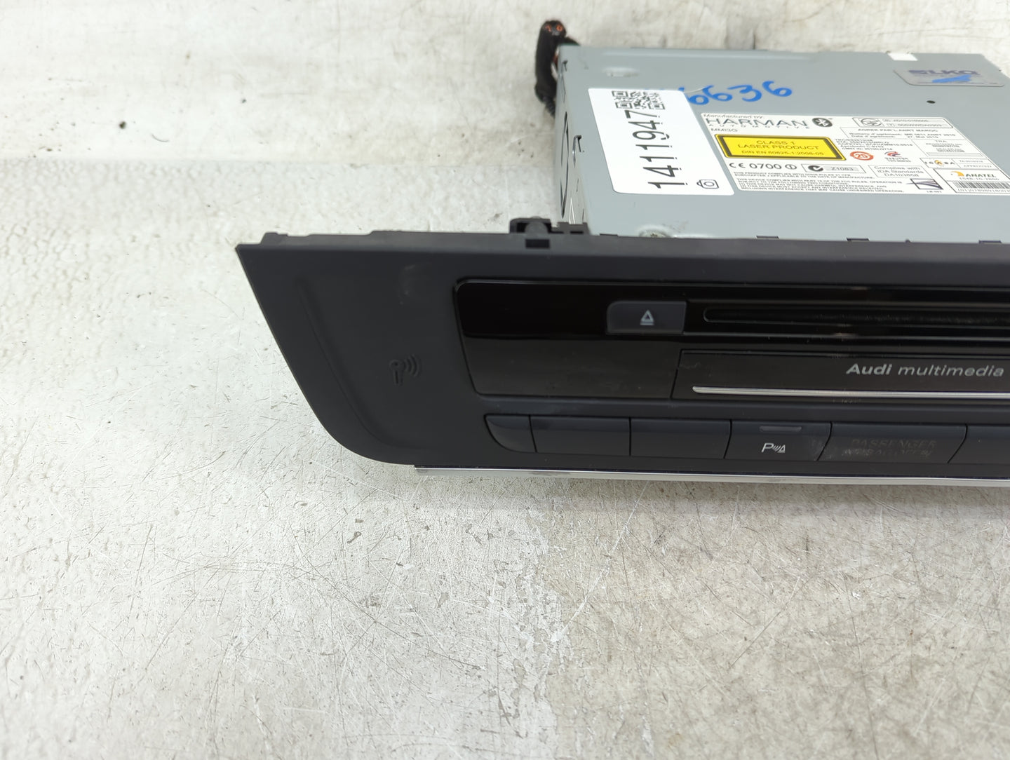 2012-2013 Audi A6 Radio AM FM Cd Player Receiver Replacement P/N:4G0035746C Fits Fits 2012 2013 OEM Used Auto Parts - Oemuse
