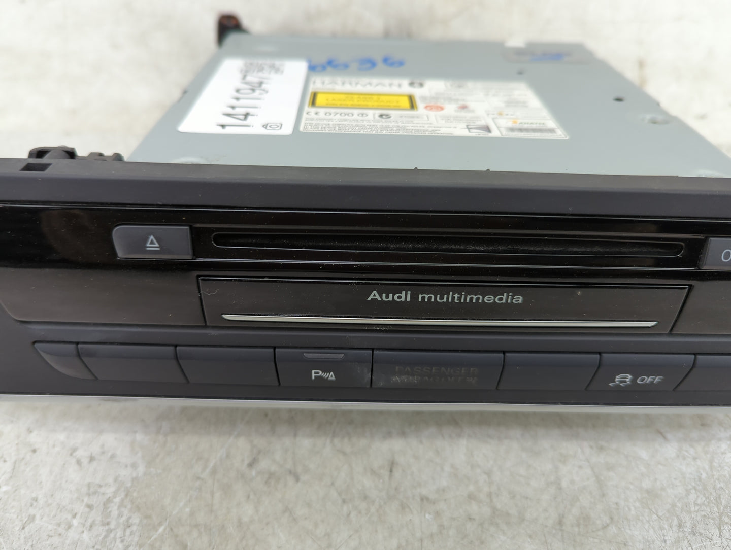 2012-2013 Audi A6 Radio AM FM Cd Player Receiver Replacement P/N:4G0035746C Fits Fits 2012 2013 OEM Used Auto Parts - Oemuse