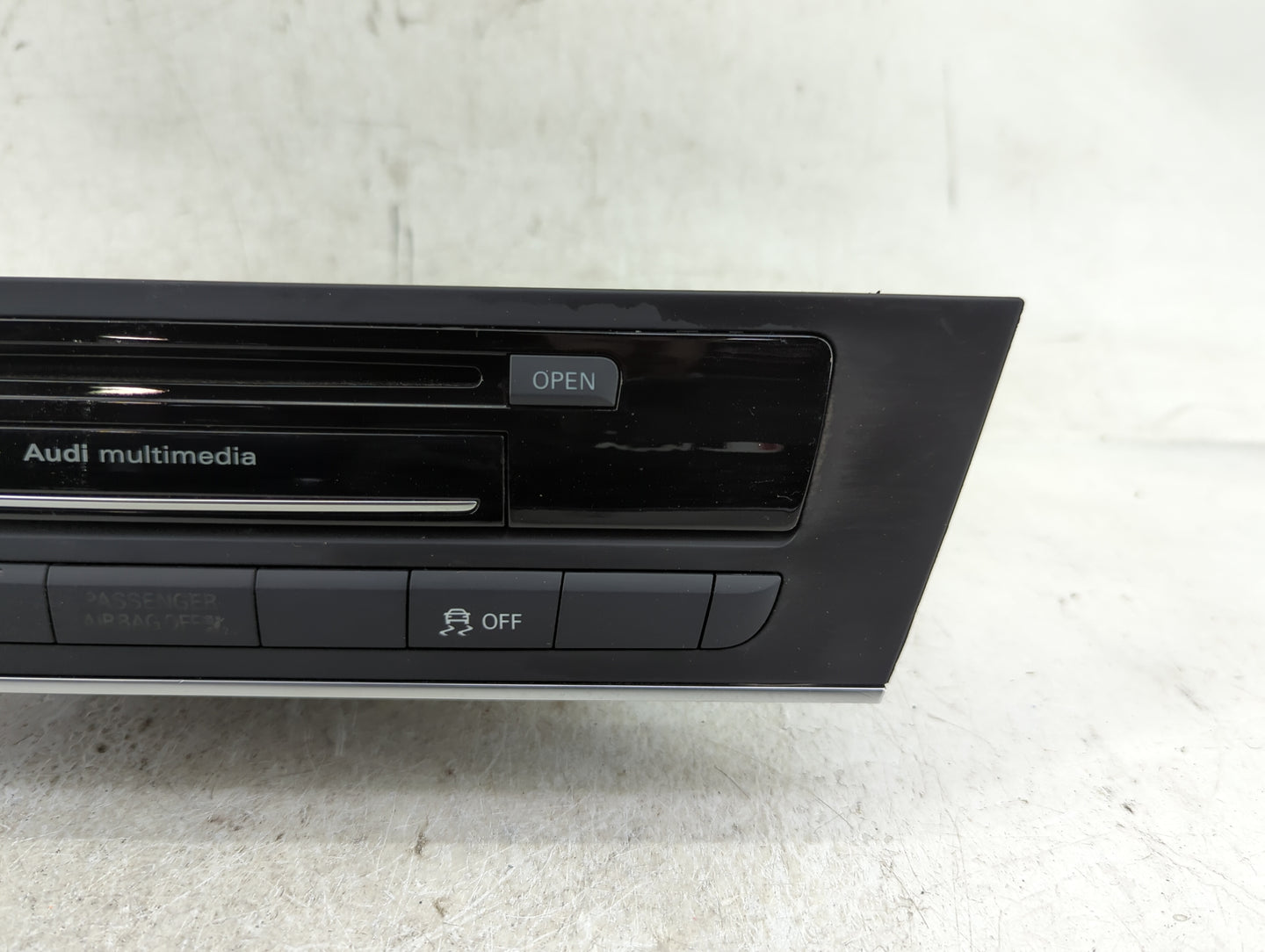 2012-2015 Audi A6 Radio AM FM Cd Player Receiver Replacement P/N:4G0035746B Fits Fits 2012 2013 2014 2015 OEM Used Auto Part
