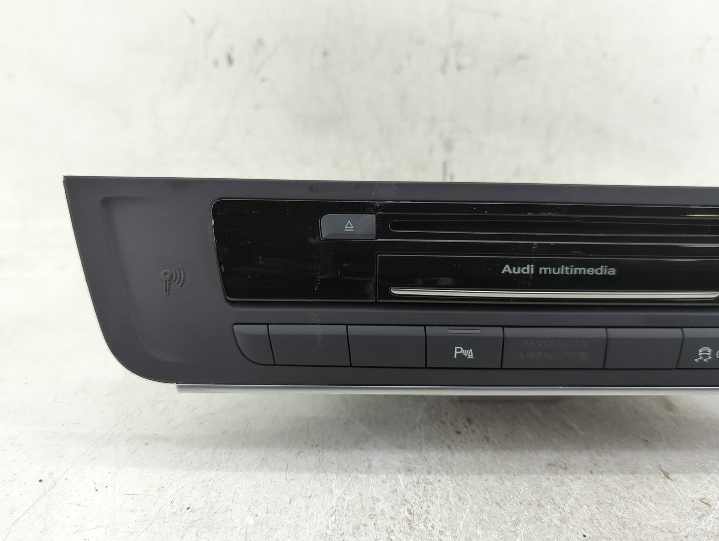 2012-2015 Audi A6 Radio AM FM Cd Player Receiver Replacement P/N:4G0035746B Fits Fits 2012 2013 2014 2015 OEM Used Auto Part