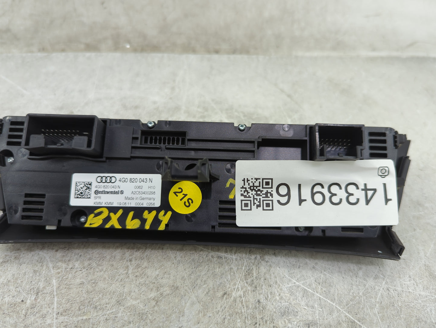 2012-2015 Audi A6 Climate Control Module Temperature AC/Heater Replacement P/N:4G0820043N A2C53400298 Fits OEM Used Auto Par