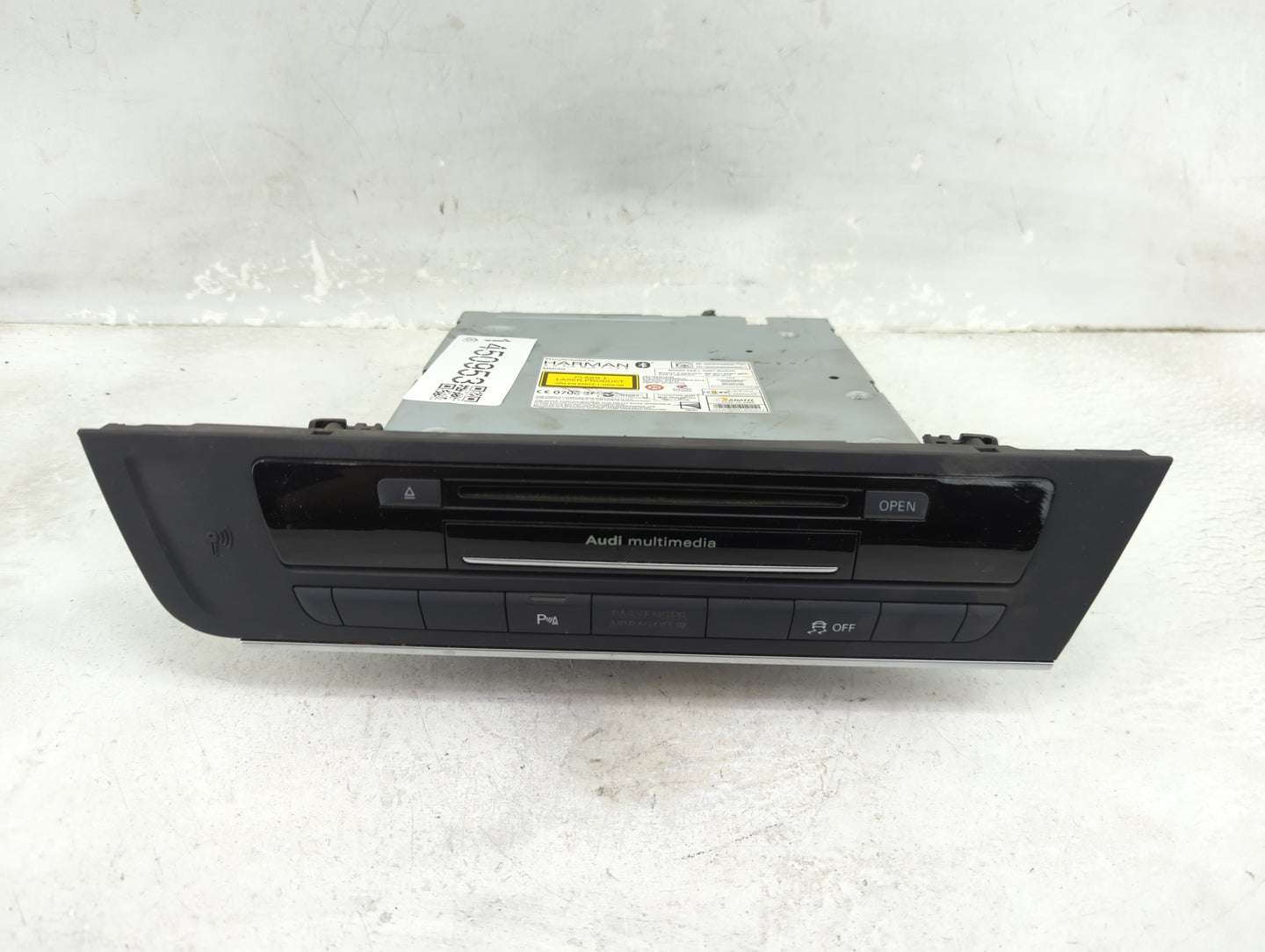 2012-2013 Audi A6 Radio AM FM Cd Player Receiver Replacement P/N:4G0035746C Fits Fits 2012 2013 OEM Used Auto Parts - Oemuse