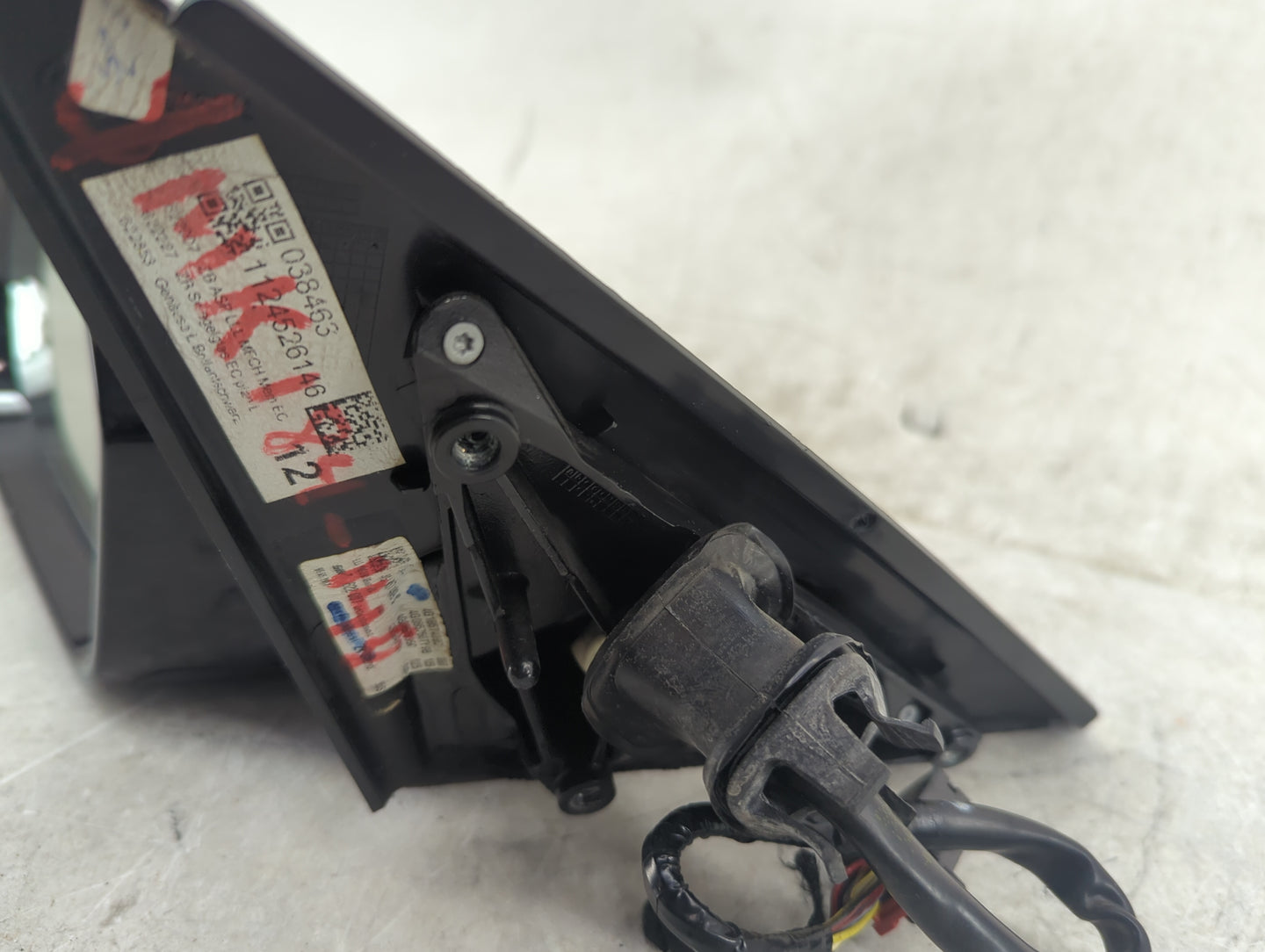 2012-2013 Audi A6 Driver Side View Mirror - Left Door Mirror OEM Used - Oemusedautoparts1.com