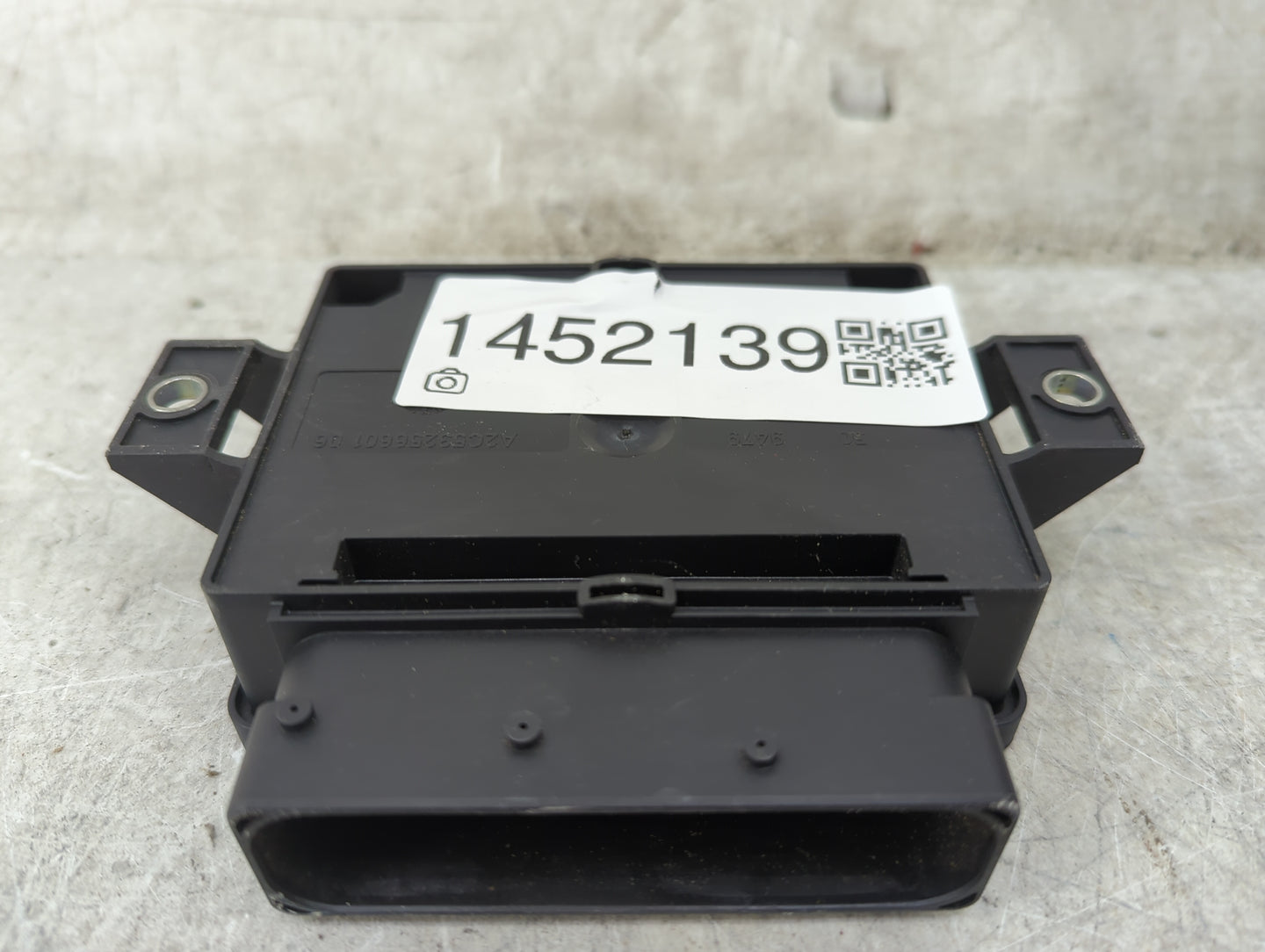 2013-2018 Audi A6 Parking Brake Control Module - Oemusedautoparts1.com