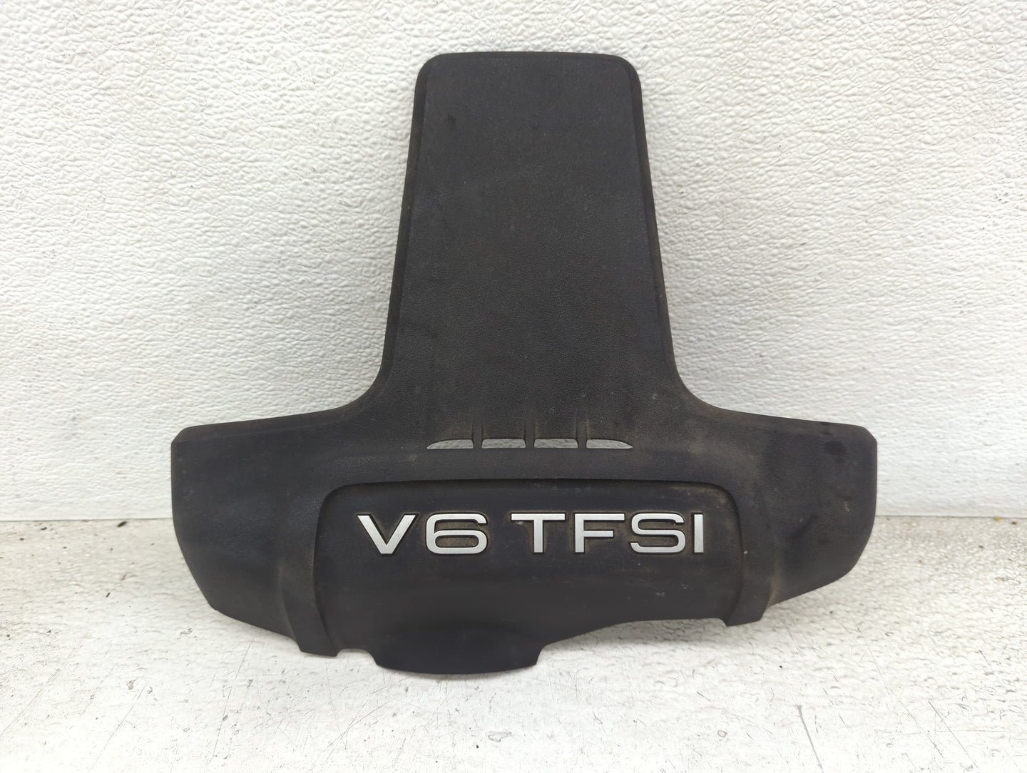 2012 Audi A6 Engine Cover 1453533 - Oemusedautoparts1.com