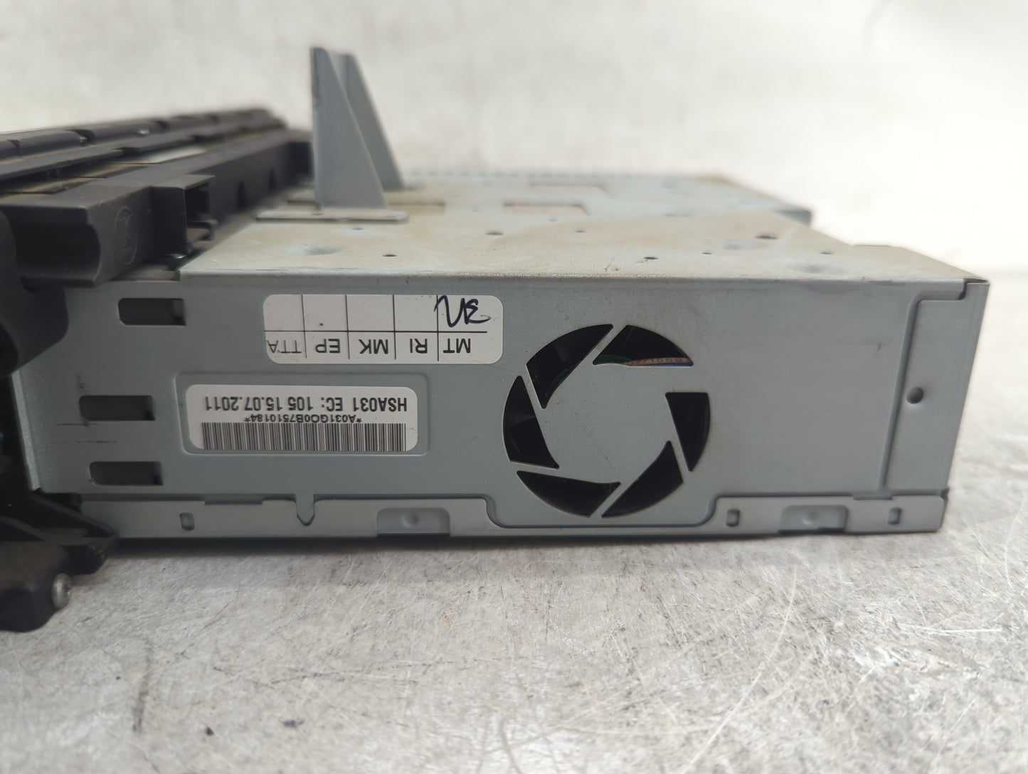 2012-2015 Audi A6 Radio AM FM Cd Player Receiver Replacement P/N:4G0035746A 4G0035746H48 Fits Fits 2012 2013 2014 2015 OEM U
