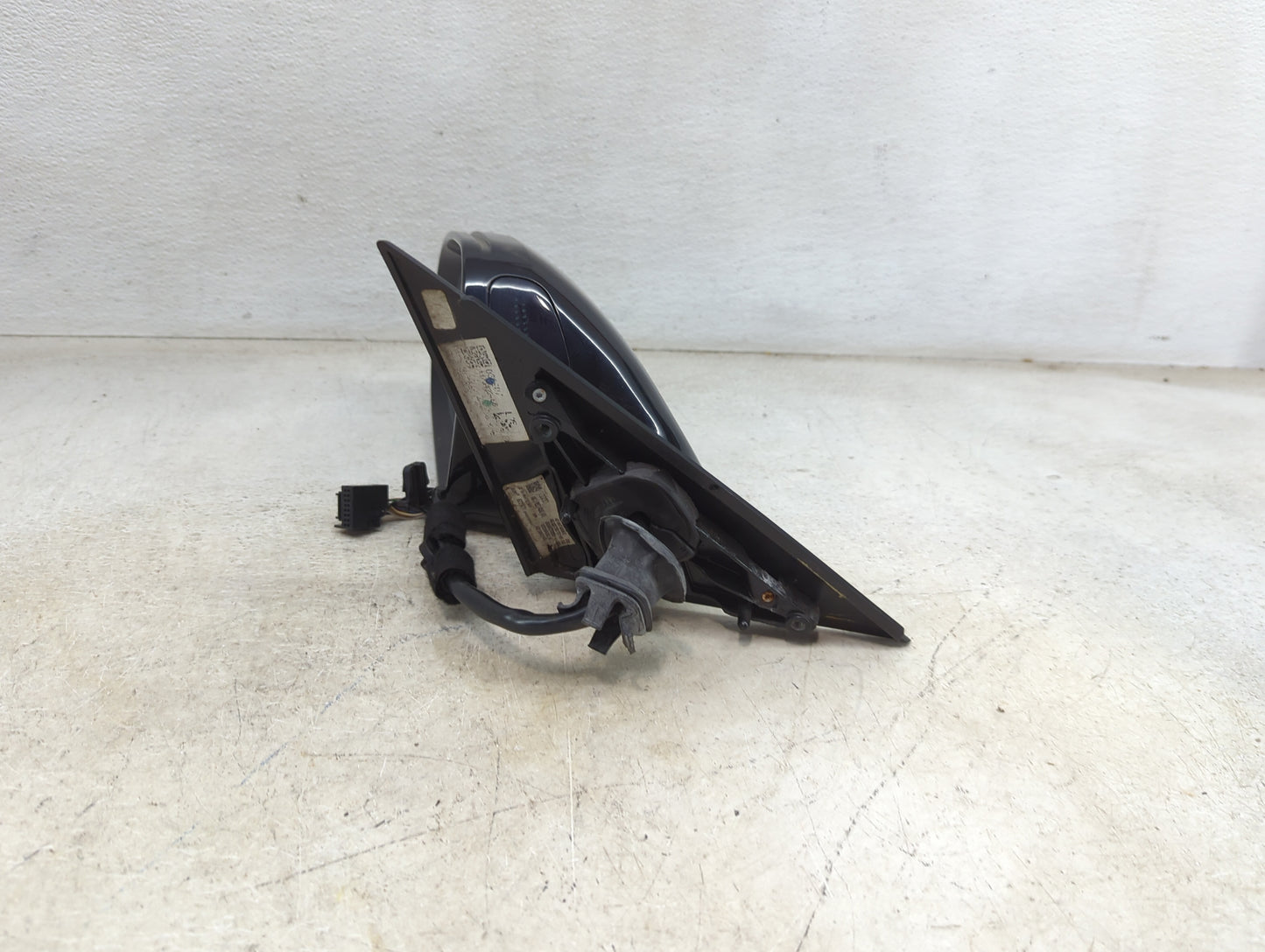 2012-2013 Audi A6 Driver Side View Mirror - Left Door Mirror OEM Used - Oemusedautoparts1.com