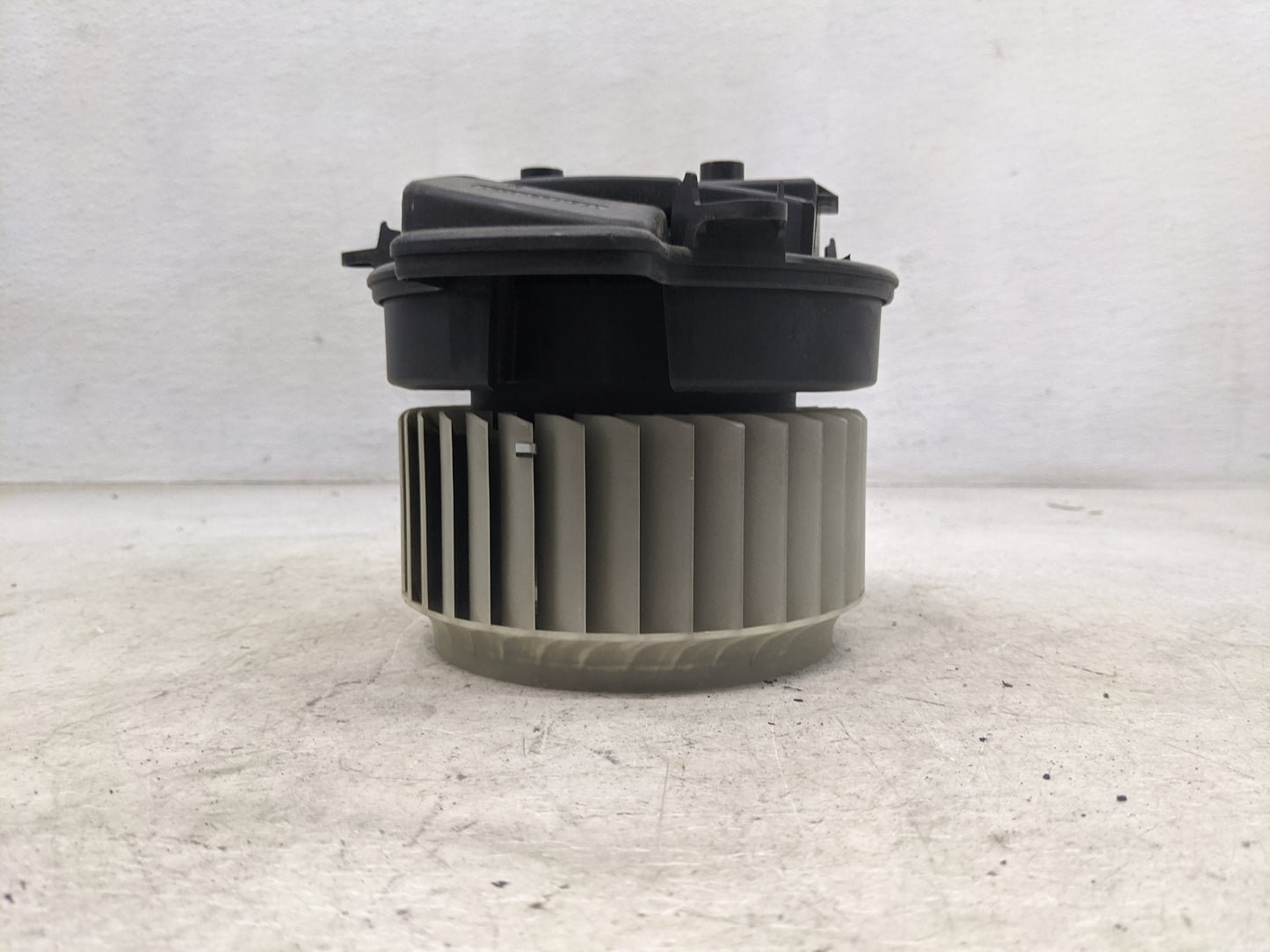 2012-2018 Audi A6 Heater AC Blower Motor P/N:4H1820021B 016070-1265, T13708150 Fits Fits 2011 2012 2013 2014 2015 2016 2017 