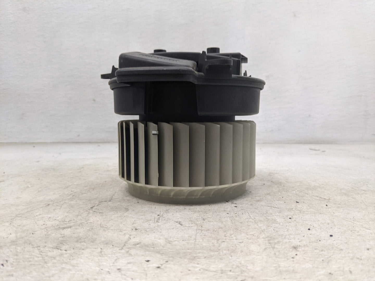 2012-2018 Audi A6 Heater AC Blower Motor P/N:4H1820021B 016070-1265, T13708150 Fits Fits 2011 2012 2013 2014 2015 2016 2017 