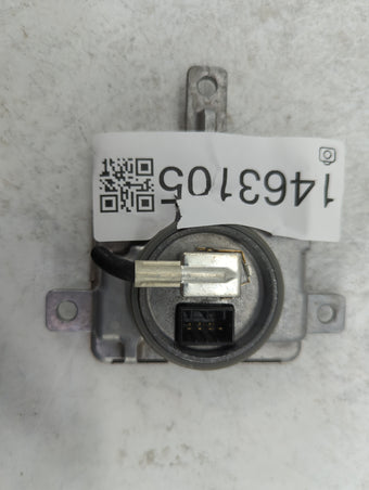 compare product 2012 Audi A6 Headlight Ballast Head Light 1463105
