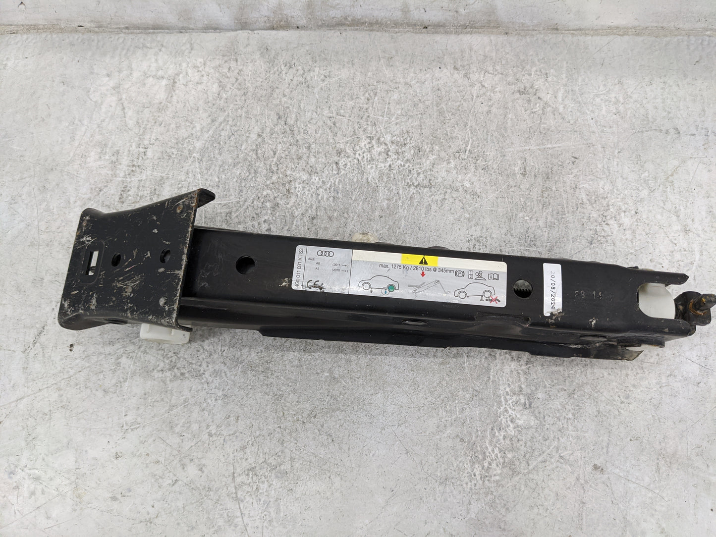 2012 Audi A6 Spare Scissor Car Jack - Oemusedautoparts1.com