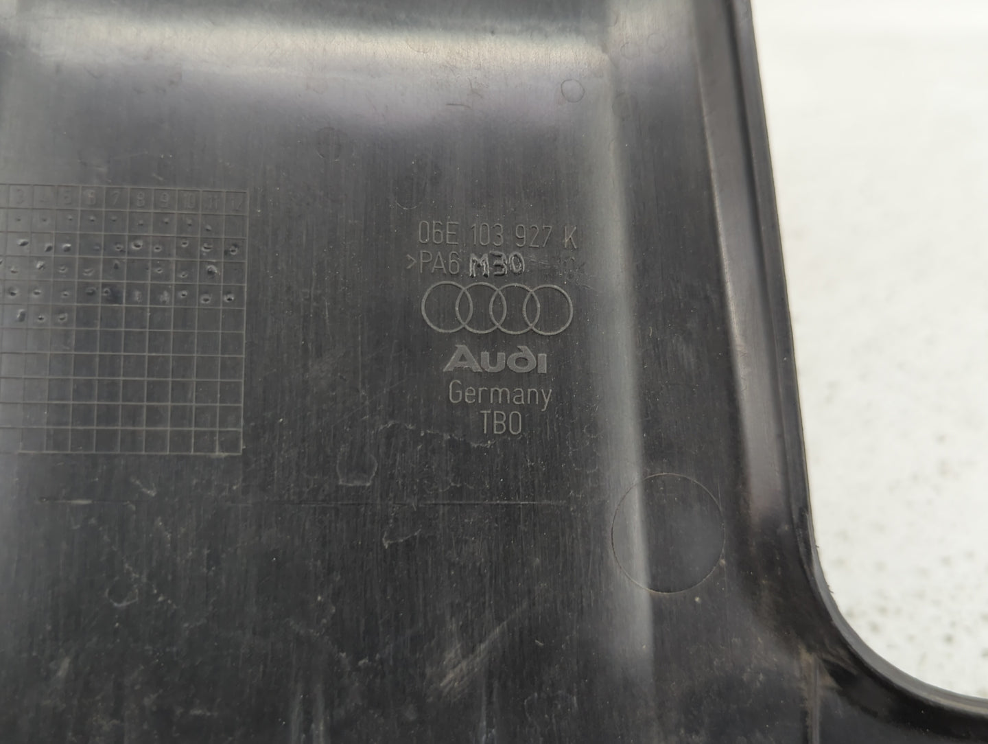 2012 Audi A6 Engine Cover - Oemusedautoparts1.com