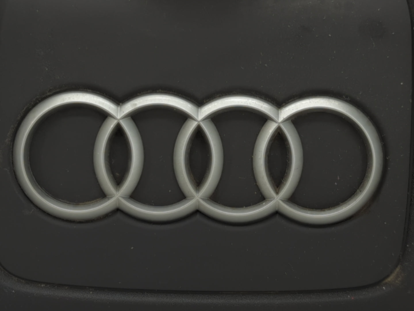 2012 Audi A6 Engine Cover - Oemusedautoparts1.com