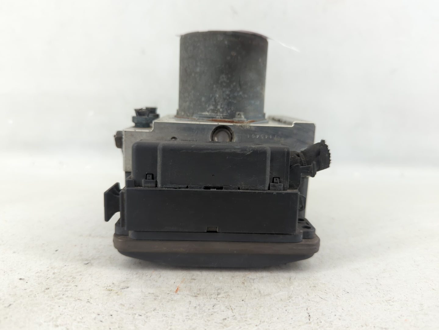 2012-2013 Audi A6 ABS Pump Control Module Replacement P/N:4G0 907 379 F 0 265 250 487 Fits Fits 2012 2013 2014 2015 OEM Used