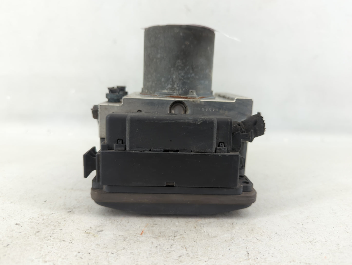 2012-2013 Audi A6 ABS Pump Control Module Replacement P/N:4G0 907 379 F 0 265 250 487 Fits Fits 2012 2013 2014 2015 OEM Used