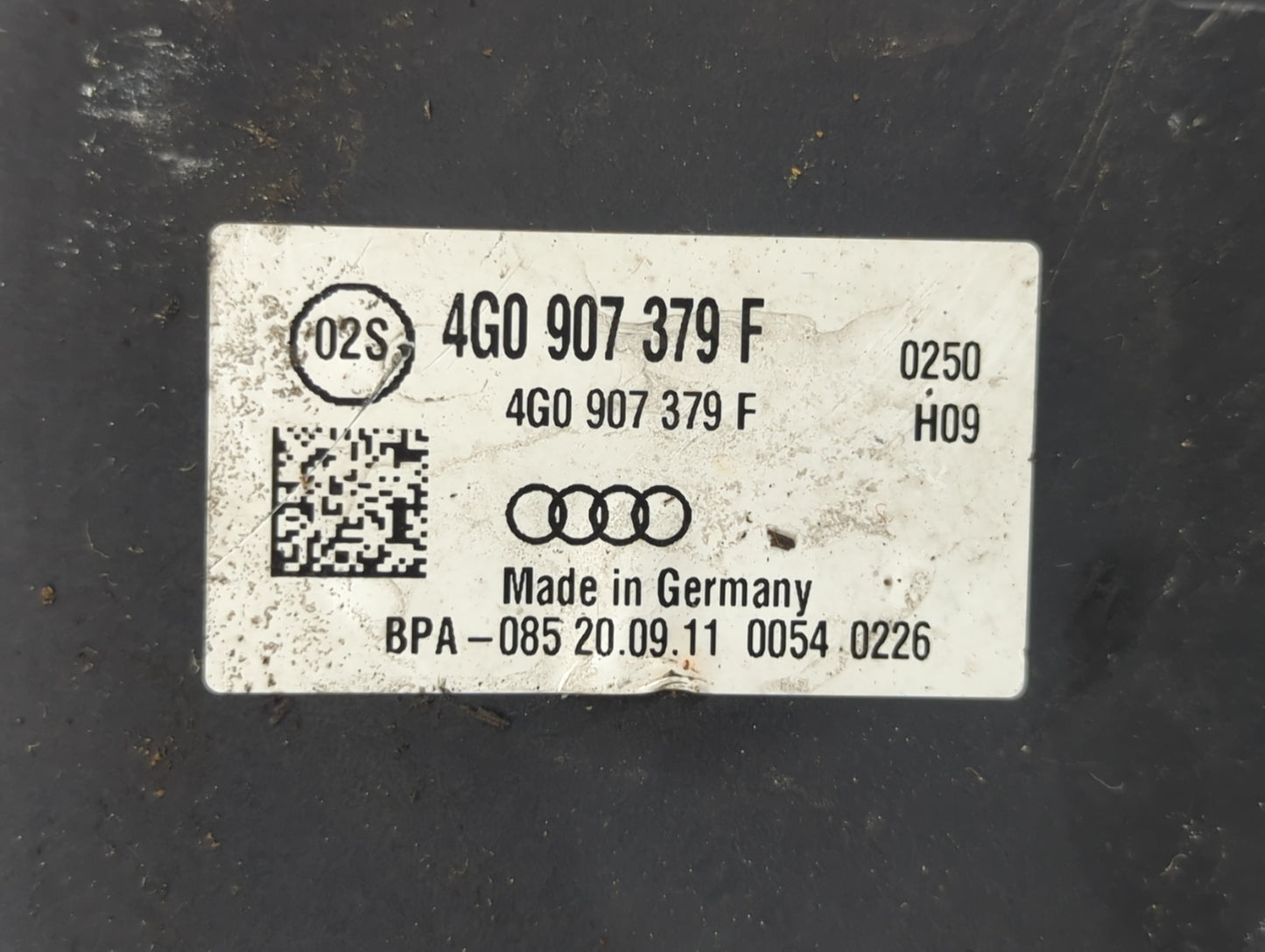 2012-2013 Audi A6 ABS Pump Control Module Replacement P/N:4G0 907 379 F 0 265 250 487 Fits Fits 2012 2013 2014 2015 OEM Used