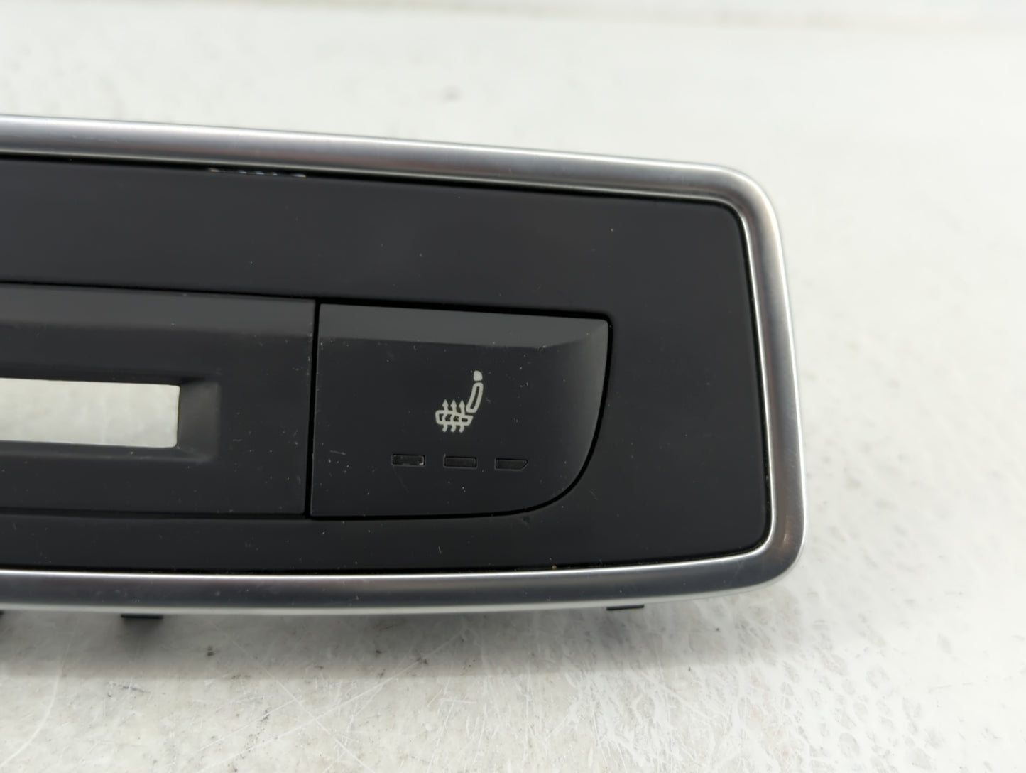 2012-2015 Audi A6 Climate Control Module Temperature AC/Heater Replacement P/N:4G0 963 564 Fits Fits 2012 2013 2014 2015 OEM