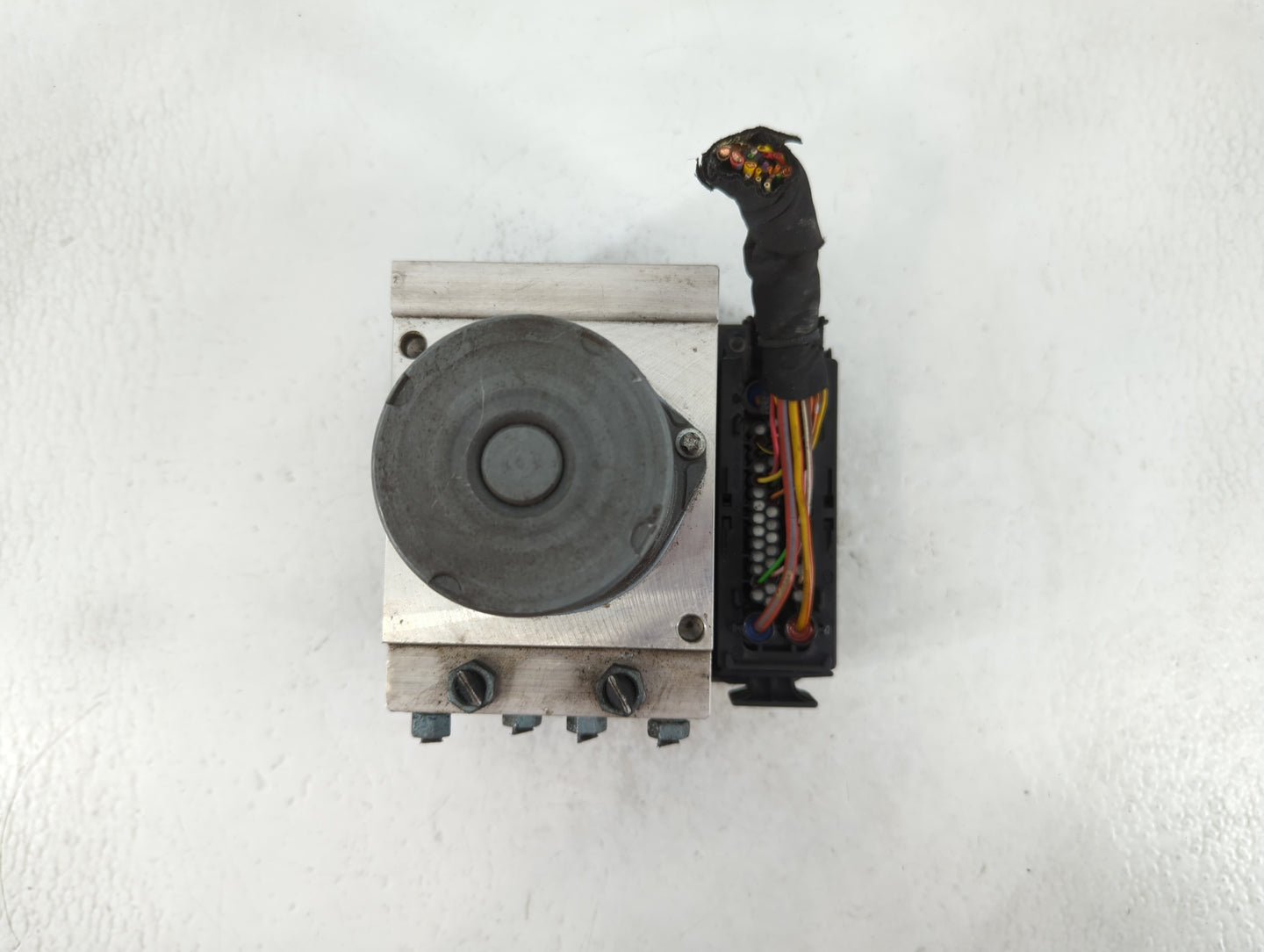 2012-2013 Audi A6 ABS Pump Control Module Replacement P/N:1200187172197 Fits Fits 2012 2013 2014 2015 OEM Used Auto Parts - 