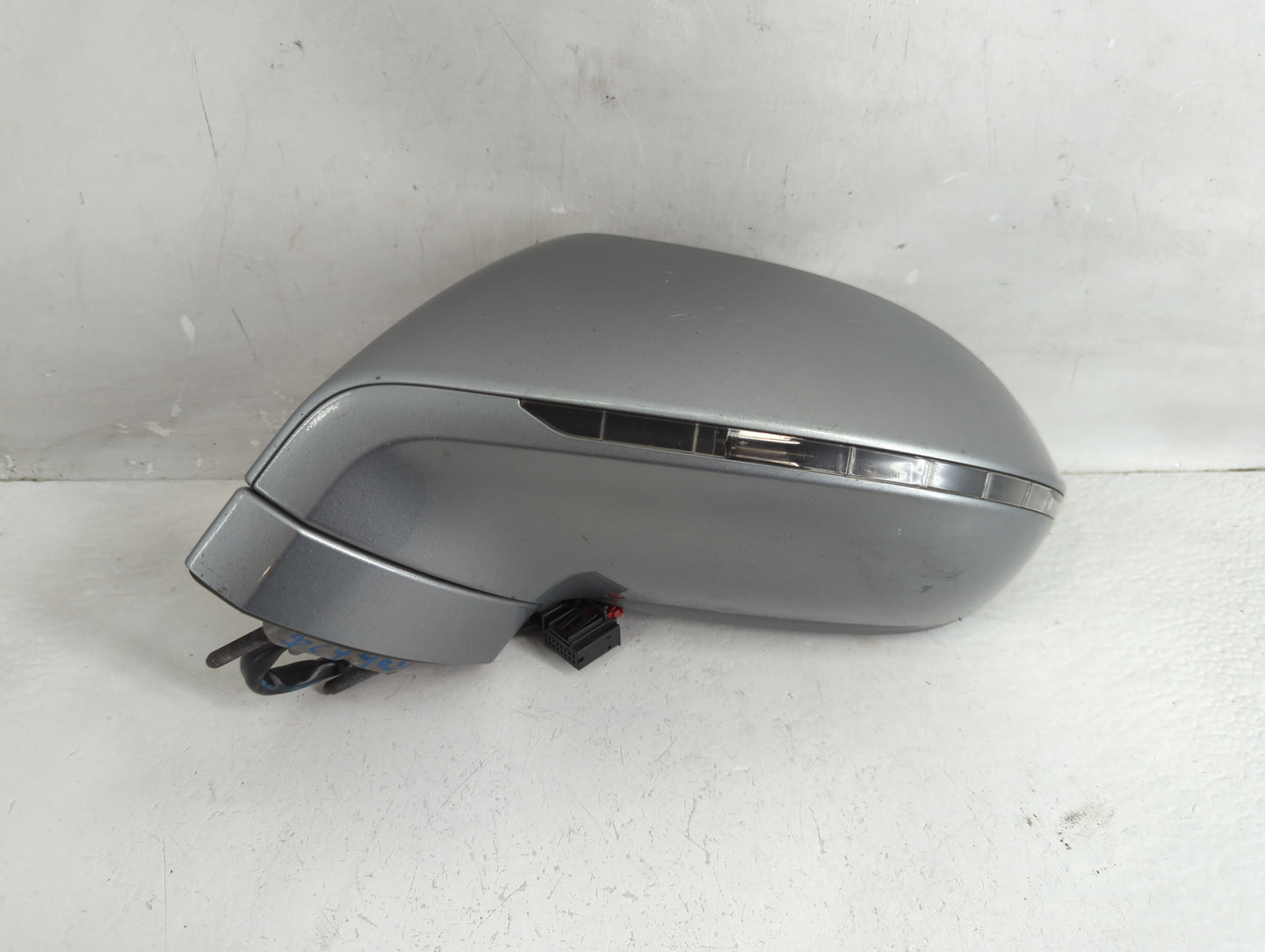 2012-2015 Audi A7 Driver Side View Mirror - Left Door Mirror OEM Used - Oemusedautoparts1.com