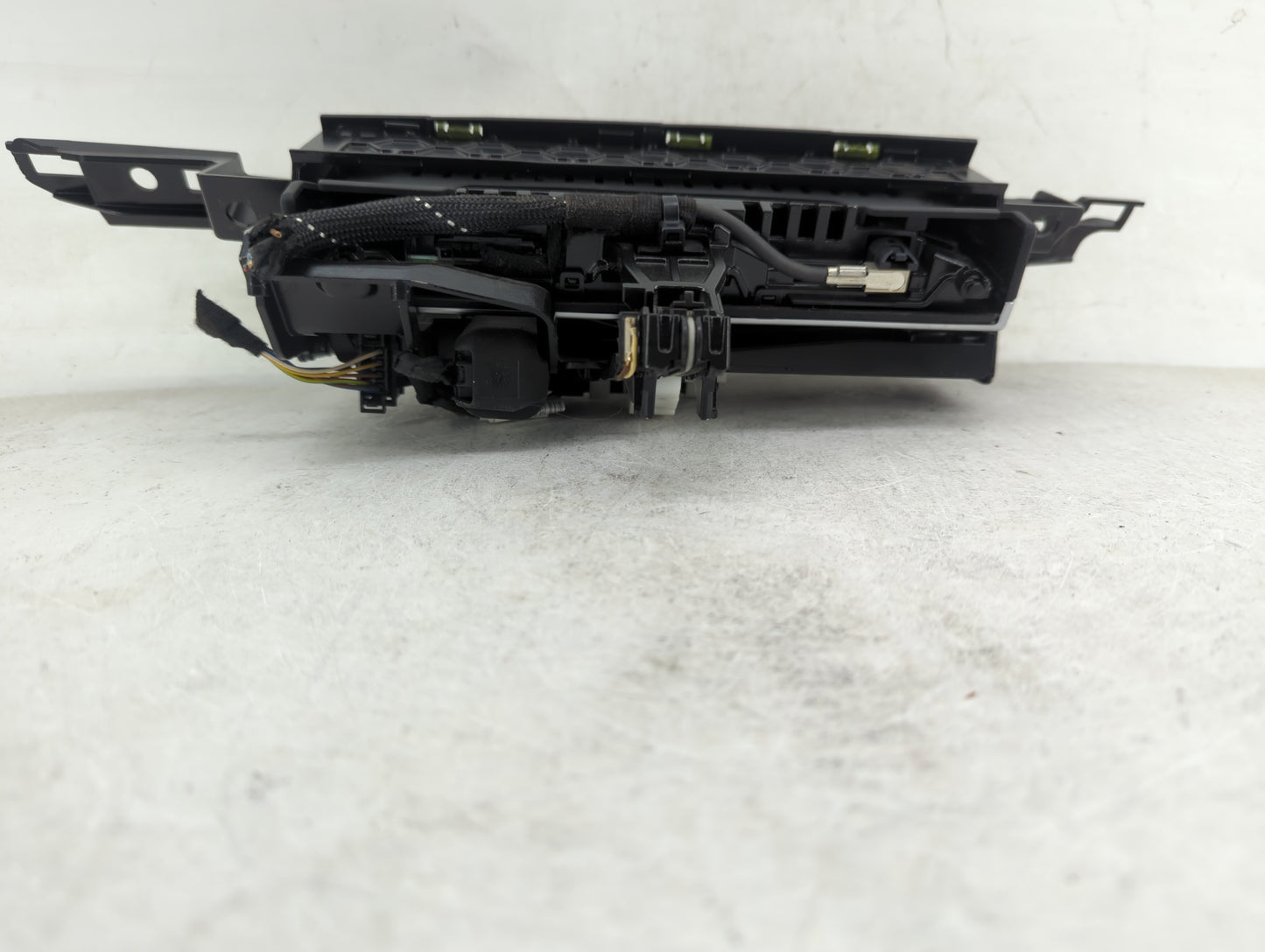 Audi A7 Information Display Screen - Oemusedautoparts1.com