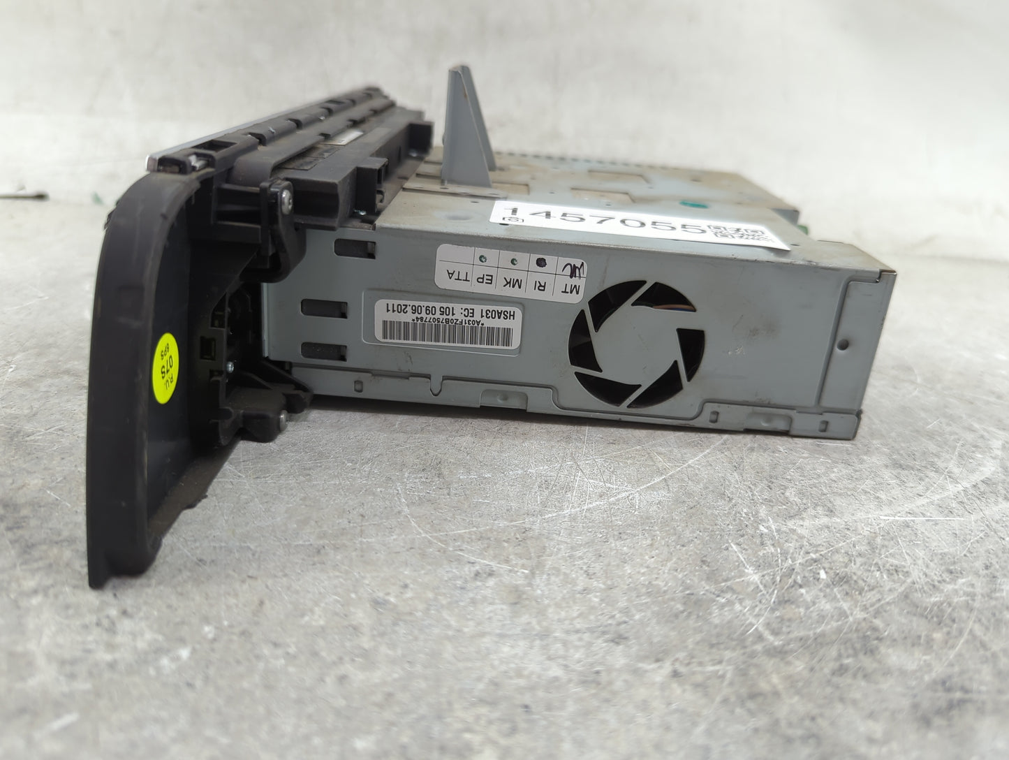 2012-2015 Audi A7 Radio AM FM Cd Player Receiver Replacement P/N:4G0035746A 4G0035746 Fits Fits 2012 2013 2014 2015 OEM Used