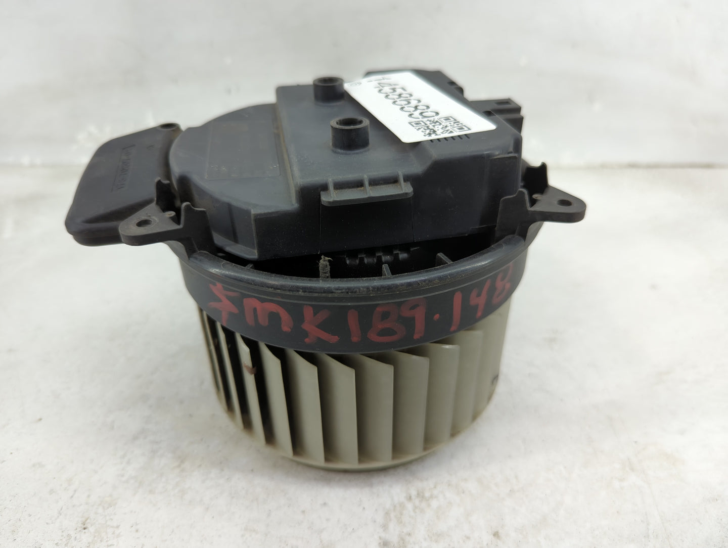 2012-2018 Audi A7 Heater AC Blower Motor P/N:773.70815.03 CZ 016070-1265 Fits Fits 2011 2012 2013 2014 2015 2016 2017 2018 O