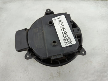 2012-2018 Audi A7 Heater AC Blower Motor P/N:773.70815.03 CZ 016070-1265 Fits Fits 2011 2012 2013 2014 2015 2016 2017 2018 OEM Used Auto Parts