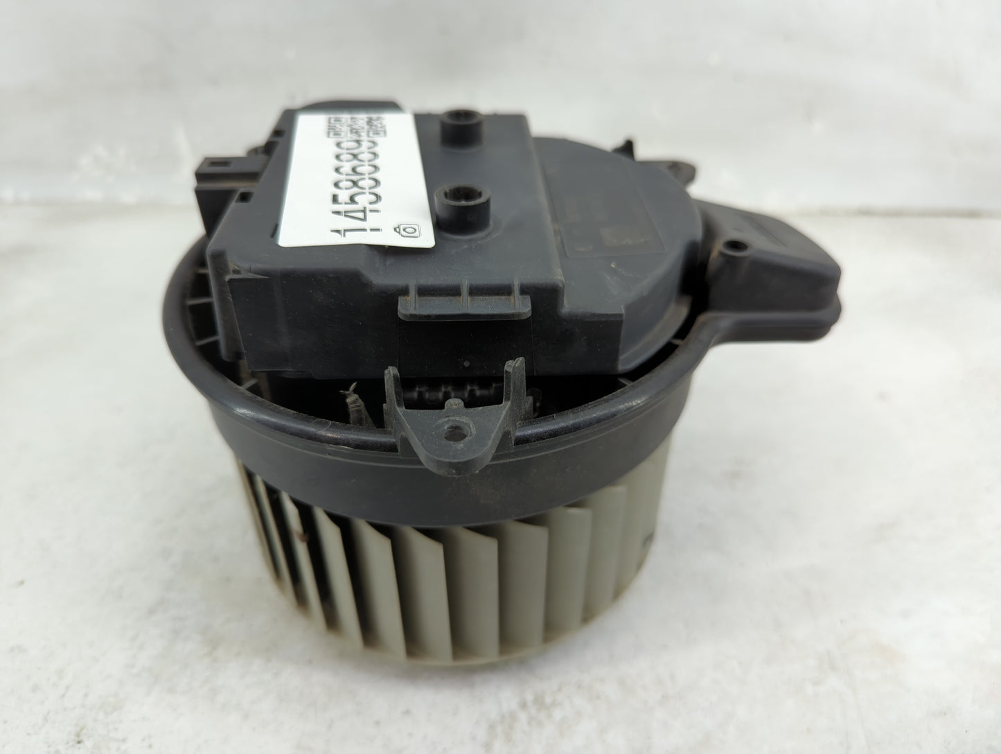 2012-2018 Audi A7 Heater AC Blower Motor P/N:773.70815.03 CZ 016070-1265 Fits Fits 2011 2012 2013 2014 2015 2016 2017 2018 O