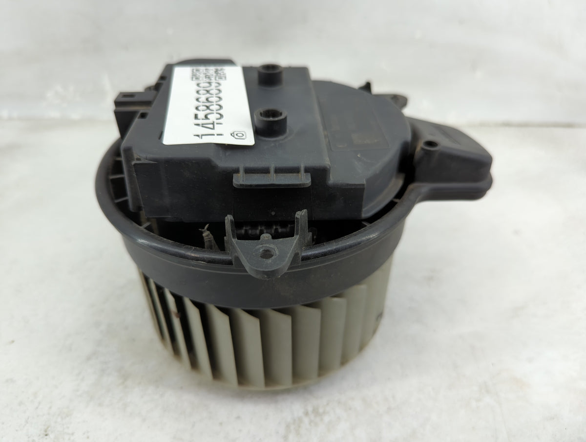 2012-2018 Audi A7 Heater AC Blower Motor P/N:773.70815.03 CZ 016070-1265 Fits Fits 2011 2012 2013 2014 2015 2016 2017 2018 O