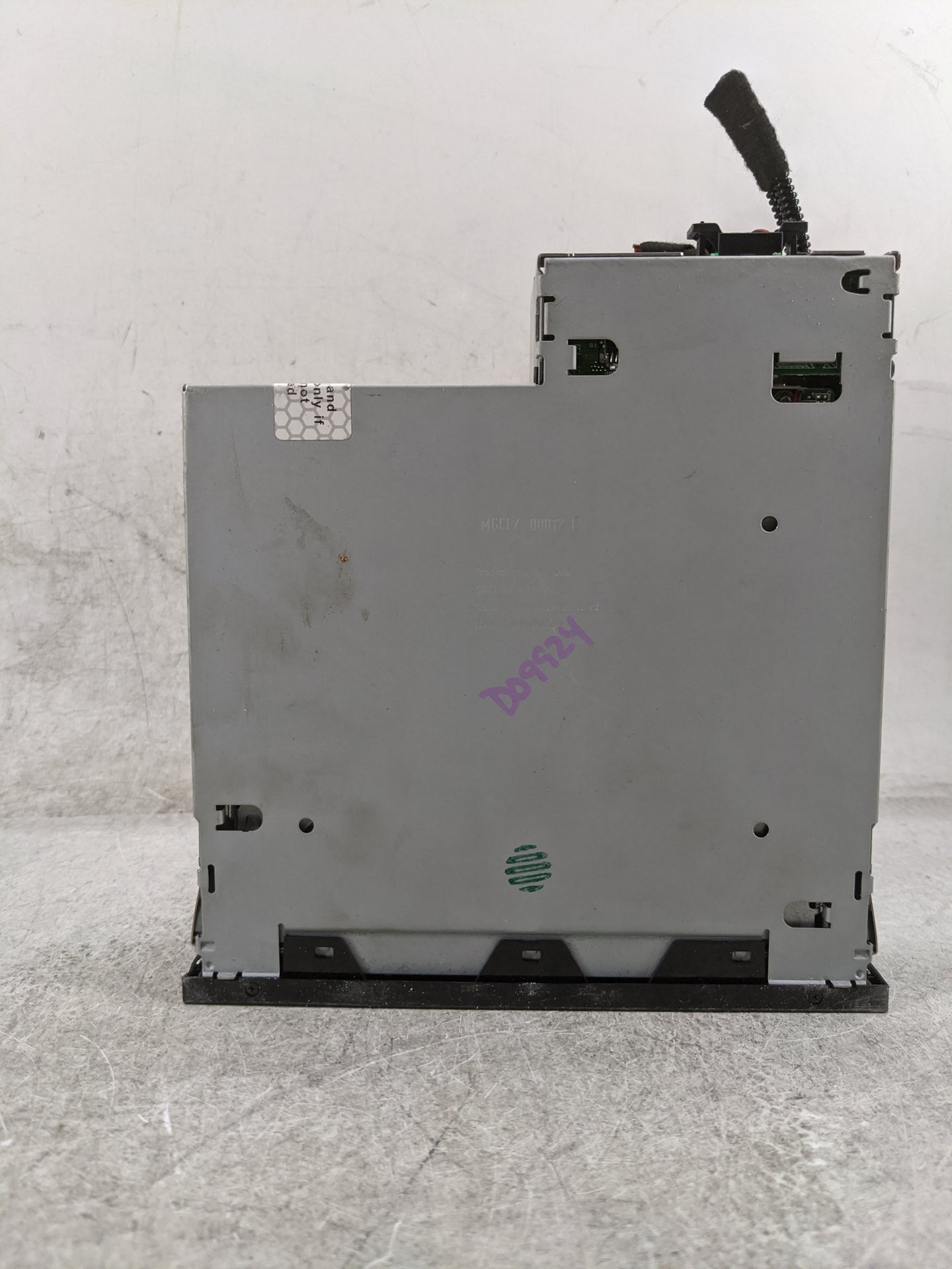 Audi A7 Radio Cd Changer 8x0035110b|8x0035110|cx-ca1992g|pm6001 - Oemusedautoparts1.com