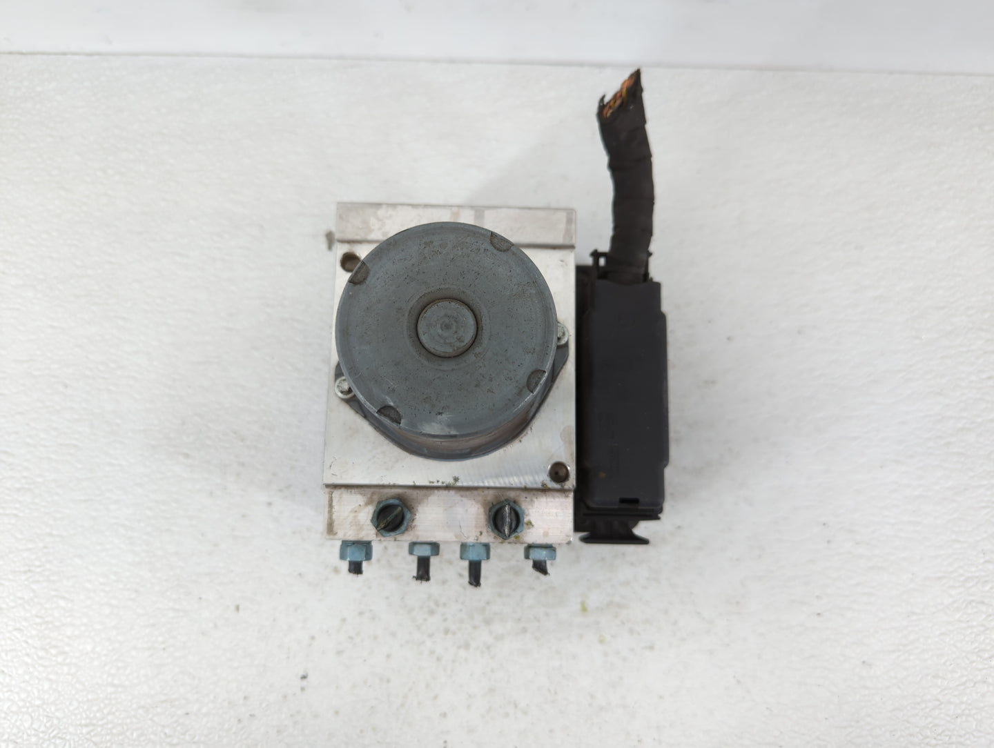 2012-2014 Audi A7 ABS Pump Control Module Replacement P/N:4GO 907 379 F 4G0 907 379 H, 0 265 250 451 Fits Fits 2012 2013 201