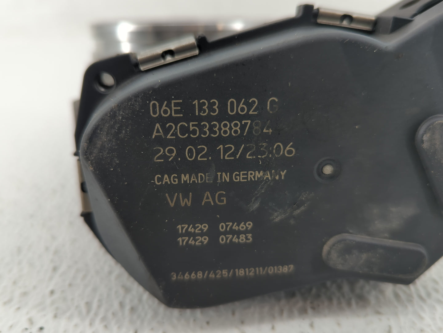 2012-2018 Audi A7 Throttle Body P/N:06E 133 062 G Fits Fits 2008 2009 2010 2011 2012 2013 2014 2015 2016 2017 2018 2019 OEM 
