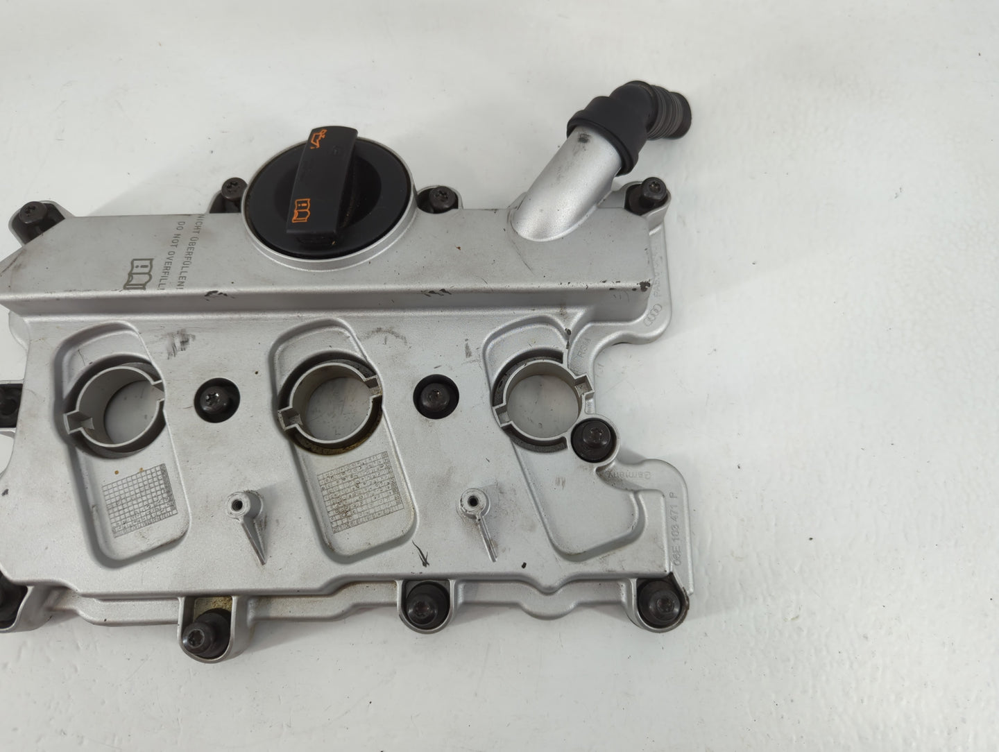 2012 Audi A7 Driver Left Cylinder Head Valve Cover P/N:PA6 6GF40 Fits OEM Used Auto Parts - Oemusedautoparts1.com
