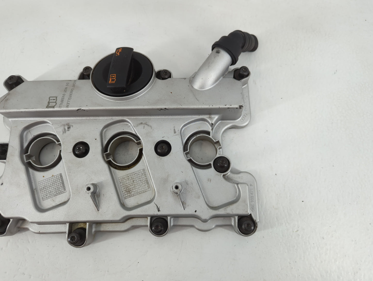 2012 Audi A7 Driver Left Cylinder Head Valve Cover P/N:PA6 6GF40 Fits OEM Used Auto Parts - Oemusedautoparts1.com