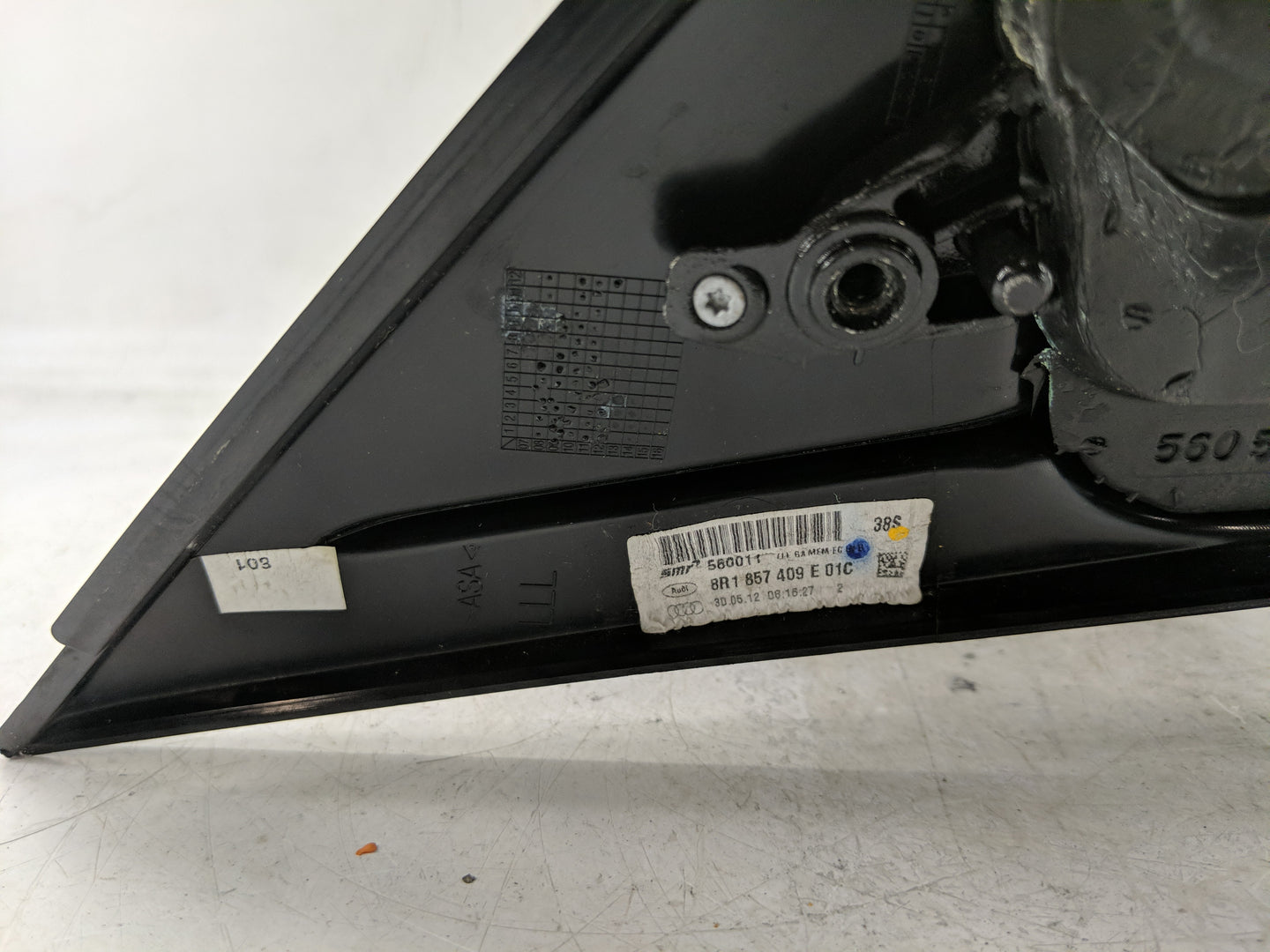 2009-2014 Audi Q5 Driver Left Side View Manual Door Mirror Black - Oemusedautoparts1.com
