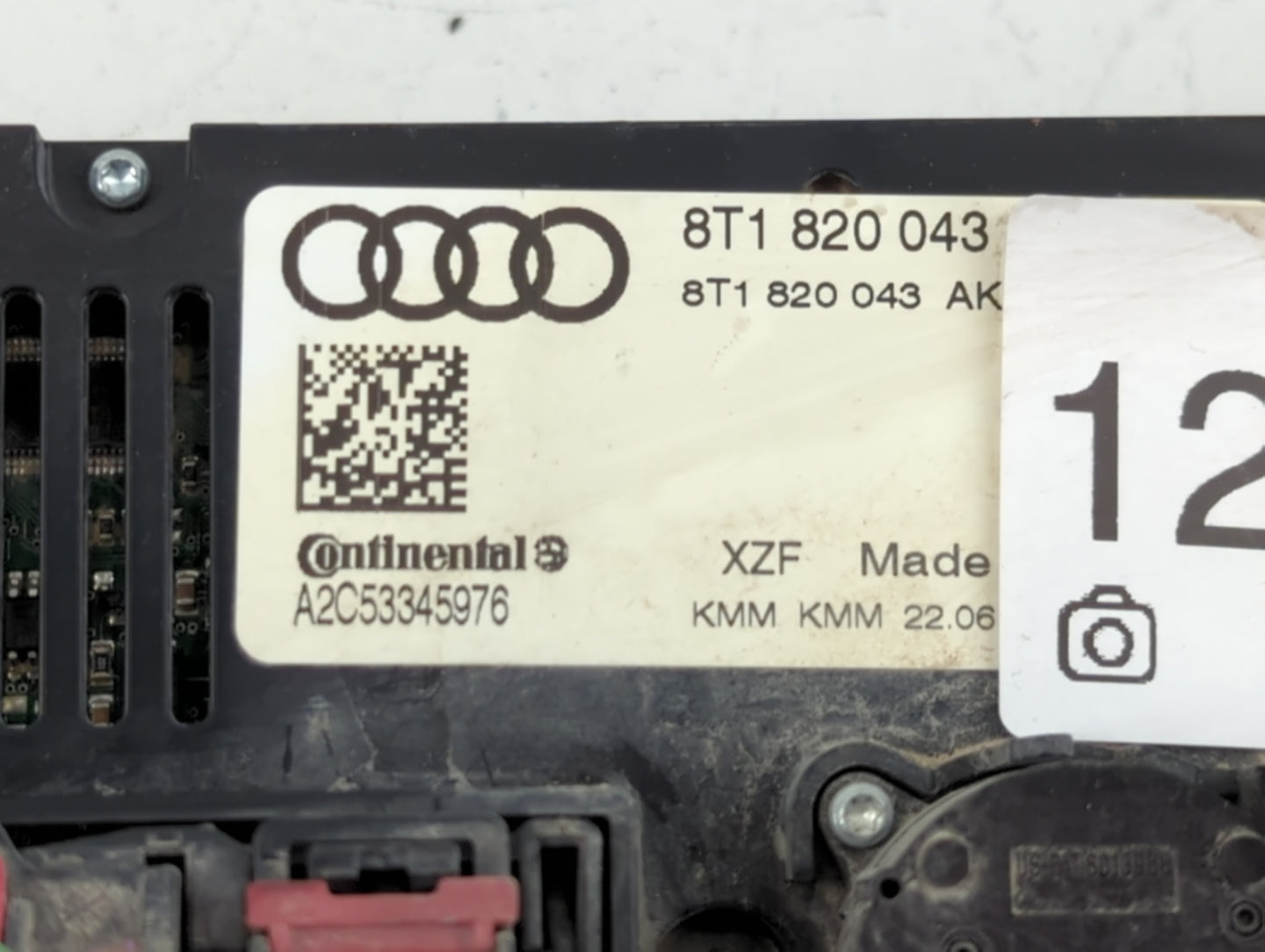 2009-2012 Audi Q5 Climate Control Module Temperature AC/Heater Replacement P/N:8T1 820 043 AK Fits OEM Used Auto Parts - Oem