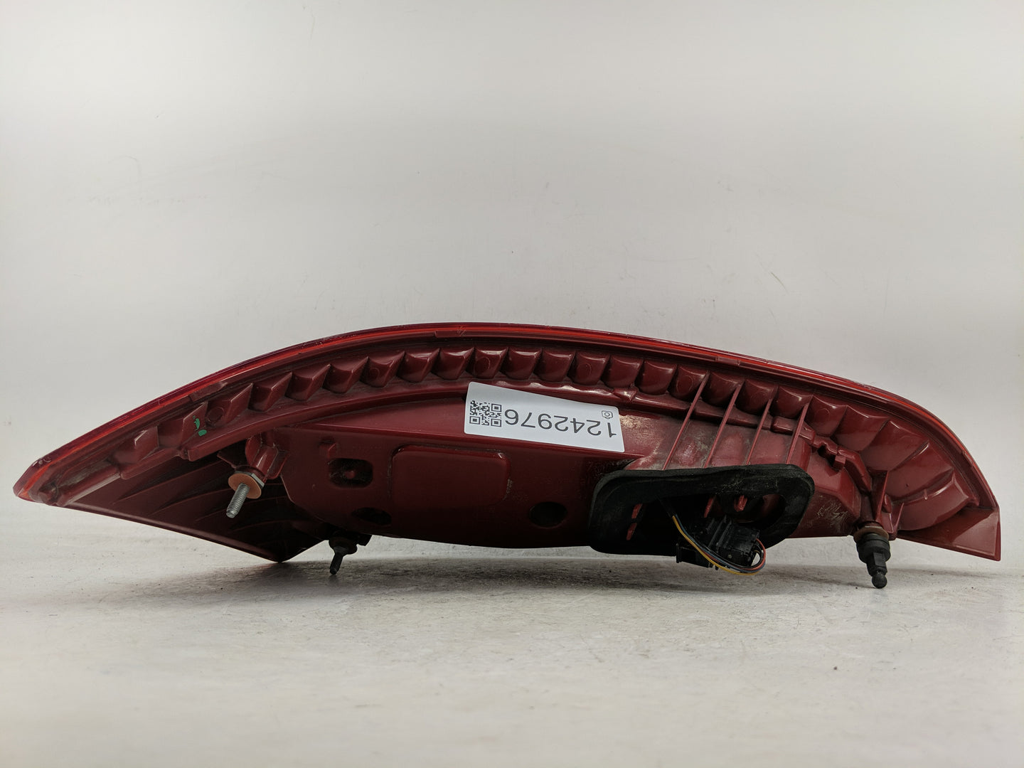 2009-2012 Audi Q5 Tail Light Assembly Passenger Right OEM P/N:8R0 945 094 B Fits Fits 2009 2010 2011 2012 OEM Used Auto Part