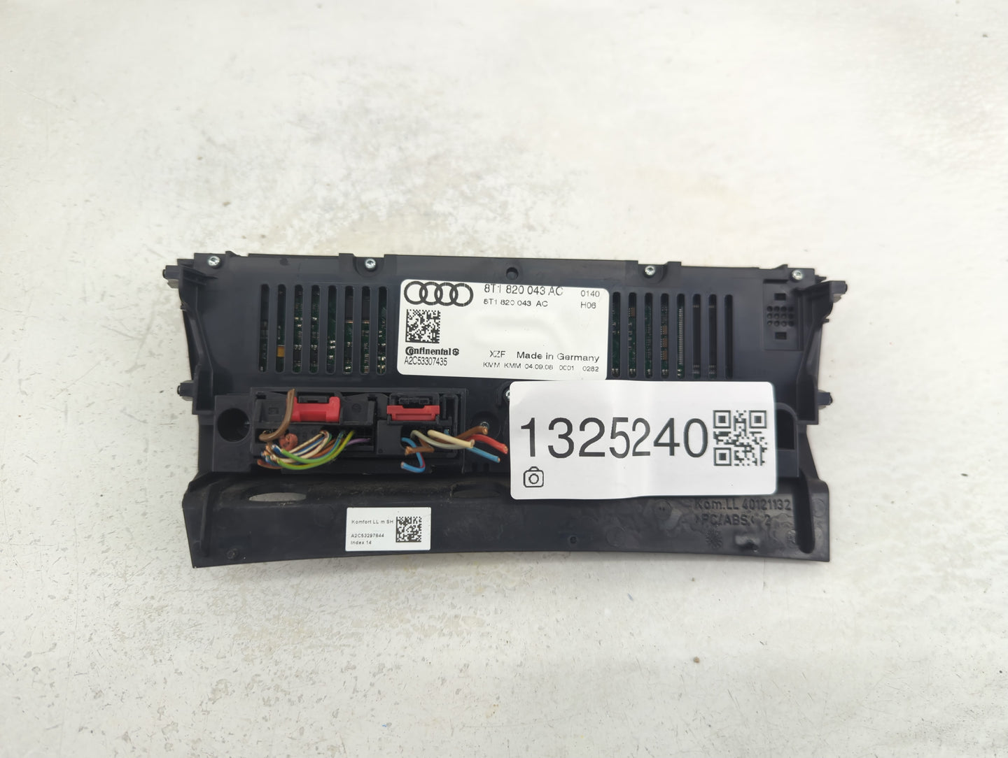 2009-2012 Audi Q5 Climate Control Module Temperature AC/Heater Replacement P/N:8T1 820 043 AK Fits OEM Used Auto Parts - Oem