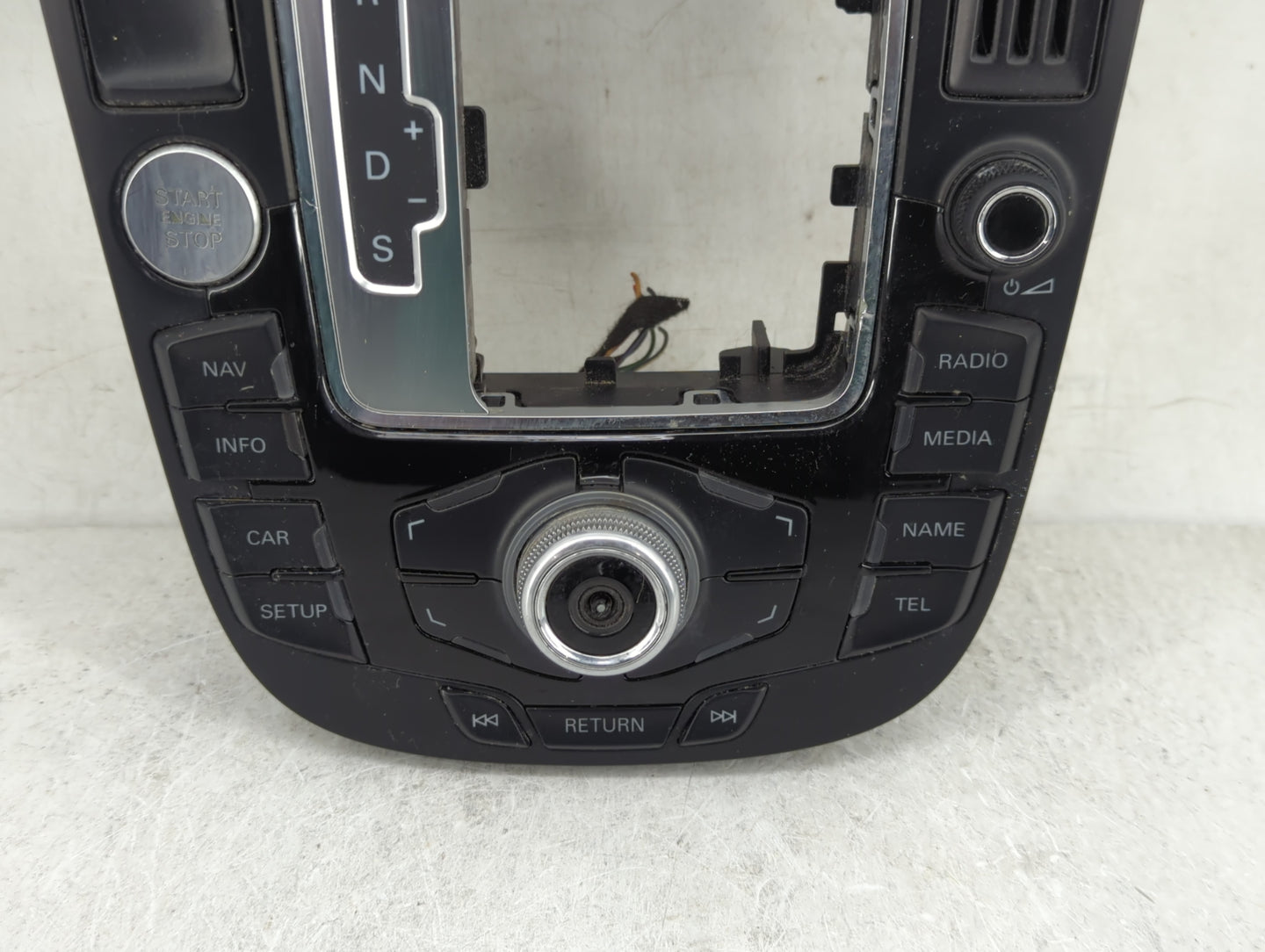 2009-2017 Audi Q5 Radio AM FM Cd Player Receiver Replacement P/N:8T0 919 609 G Fits OEM Used Auto Parts - Oemusedautoparts1.