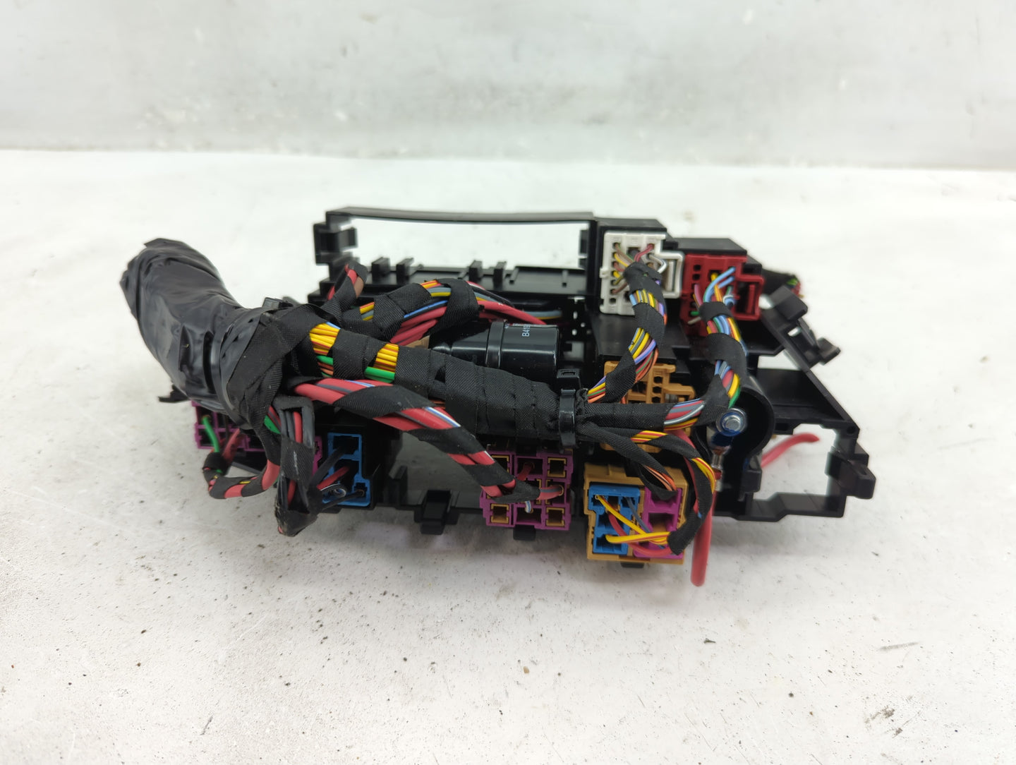 2009-2017 Audi Q5 Fusebox Fuse Box Panel Relay Module P/N:4H0 951 253A Fits Fits 2008 2009 2010 2011 2012 2013 2014 2015 201