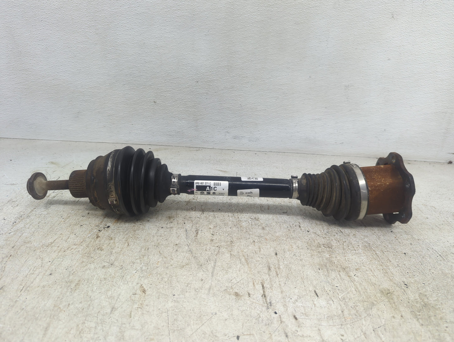 2009-2012 Audi Q5 Axle Shaft Front Passenger Cv C/v - Oemusedautoparts1.com