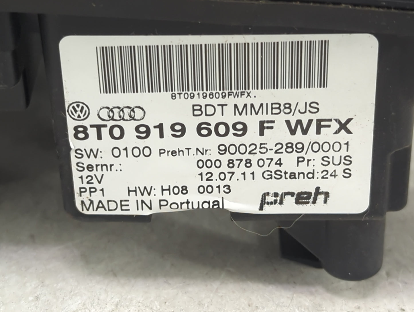 2009-2017 Audi Q5 Radio AM FM Cd Player Receiver Replacement P/N:8T0919609F 8T0919609FWFX Fits OEM Used Auto Parts - Oemused
