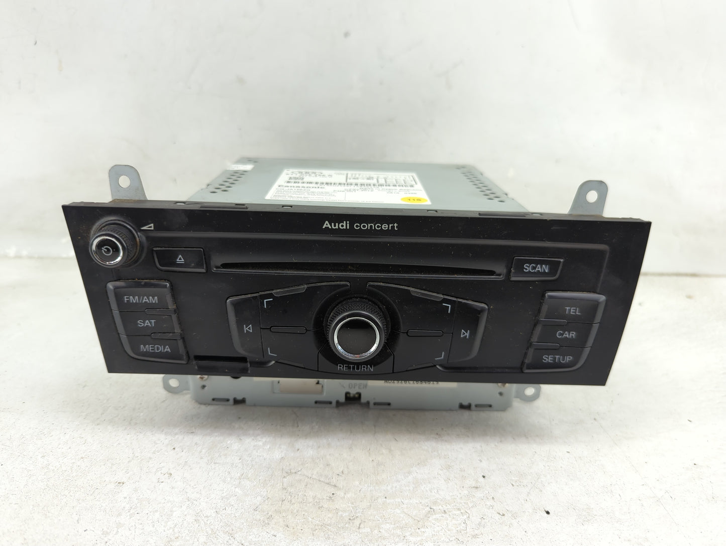 2011-2017 Audi Q5 Radio AM FM Cd Player Receiver Replacement P/N:8T1035186R CQ-JA1962G Fits OEM Used Auto Parts - Oemusedaut