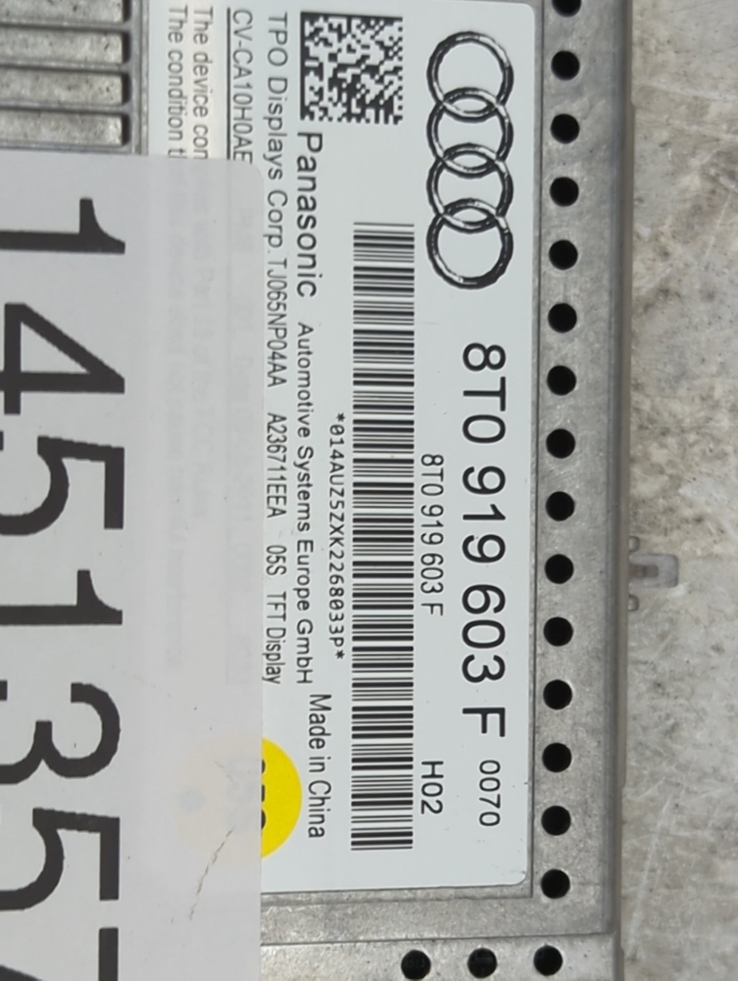 2009-2017 Audi Q5 Information Display Screen - Oemusedautoparts1.com