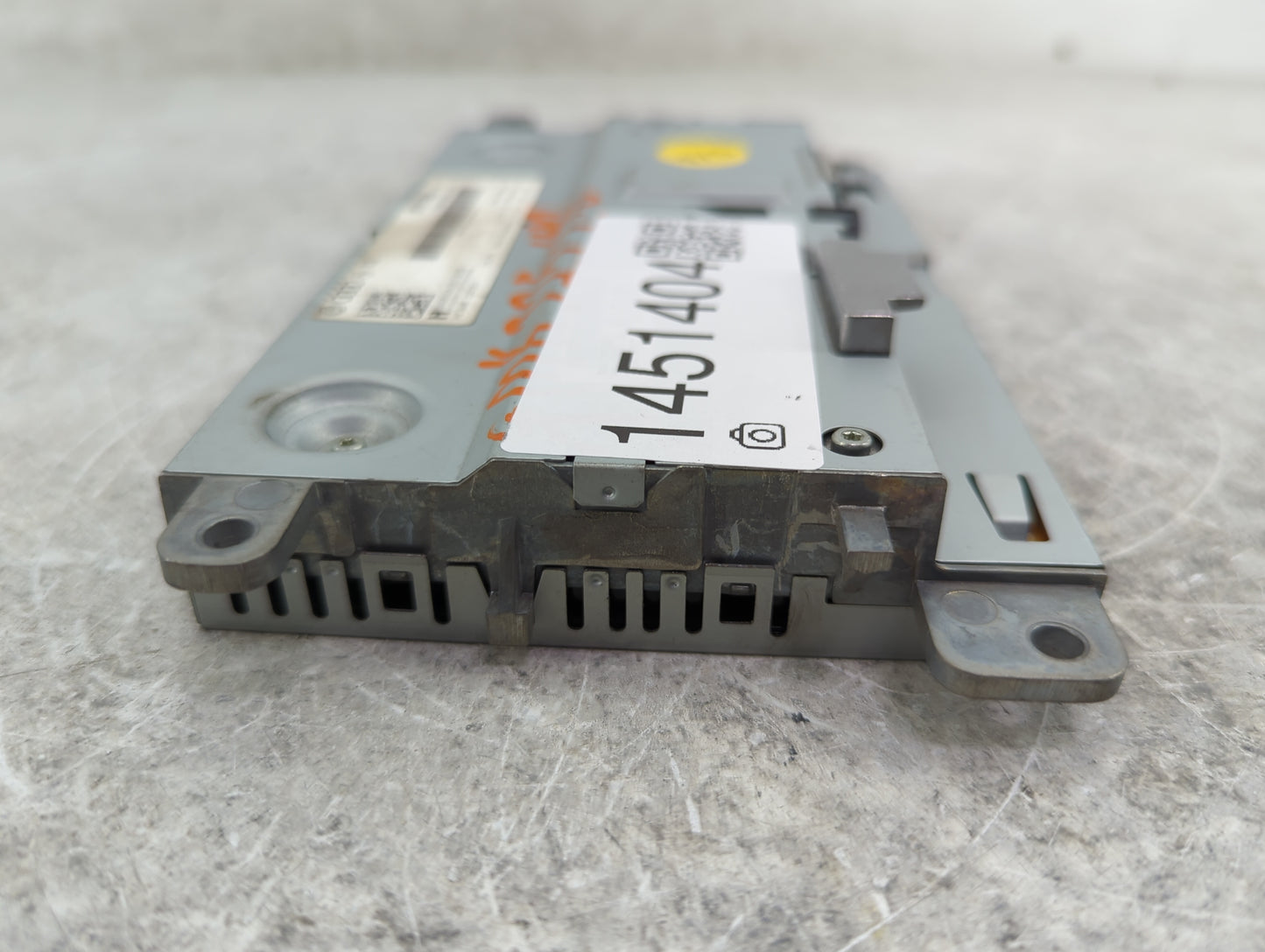 2009-2017 Audi Q5 Information Display Screen - Oemusedautoparts1.com