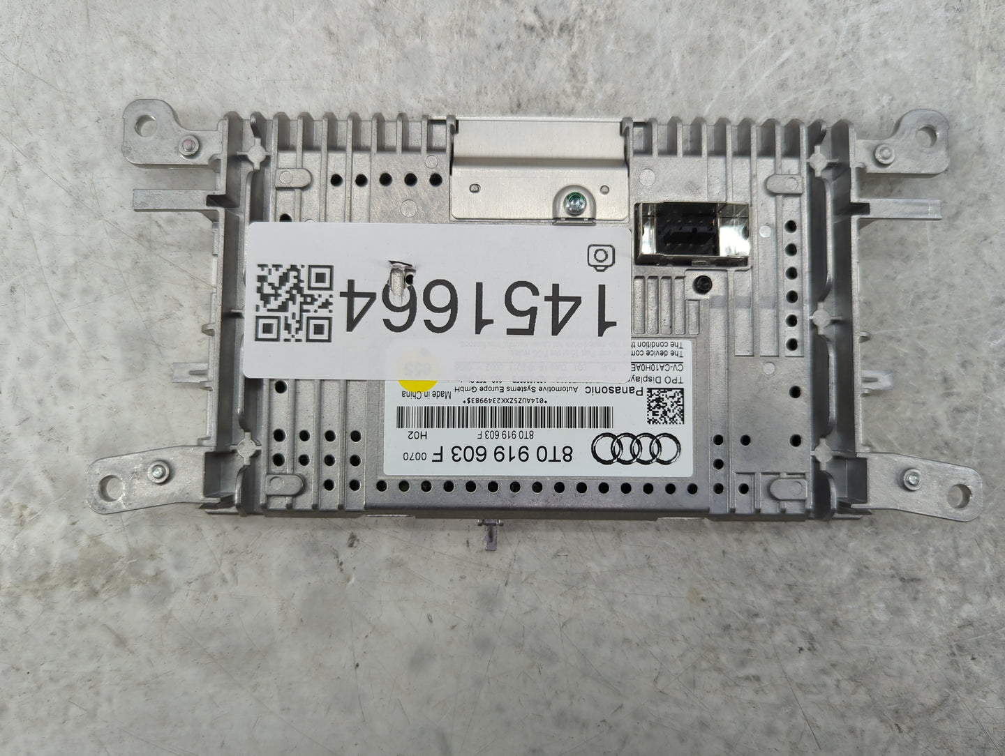 2009-2017 Audi Q5 Information Display Screen - Oemusedautoparts1.com