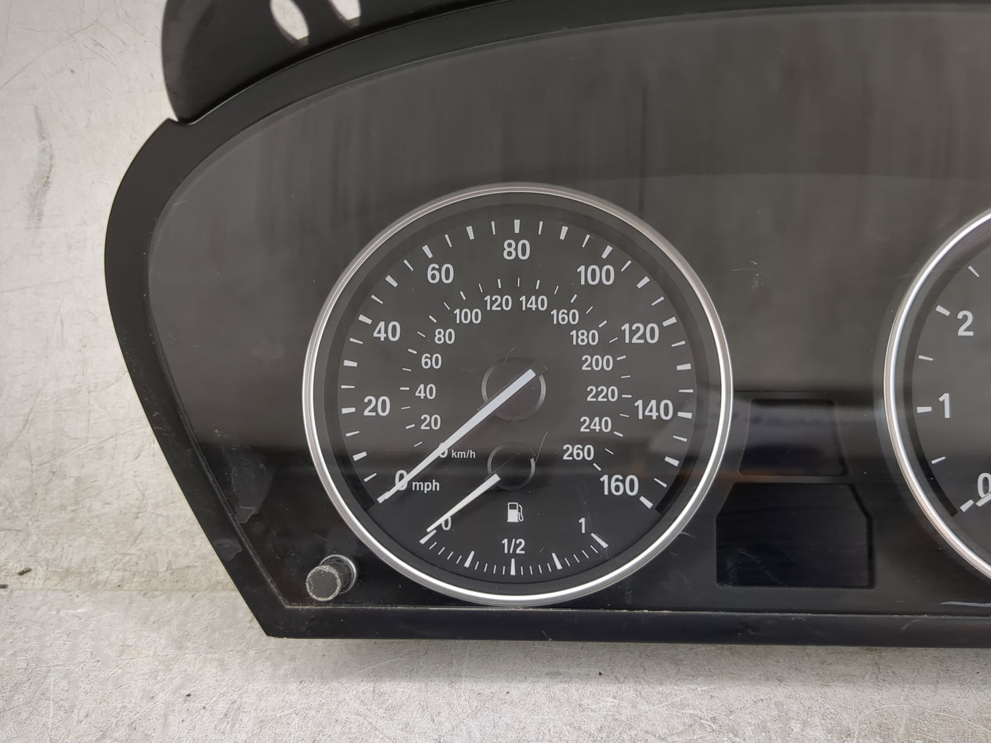 2011-2012 Audi Q5 Instrument Cluster Speedometer Gauges P/N:A2C53100844 758732203, A2C53375637 Miles: Fits Fits 2011 2012 OE